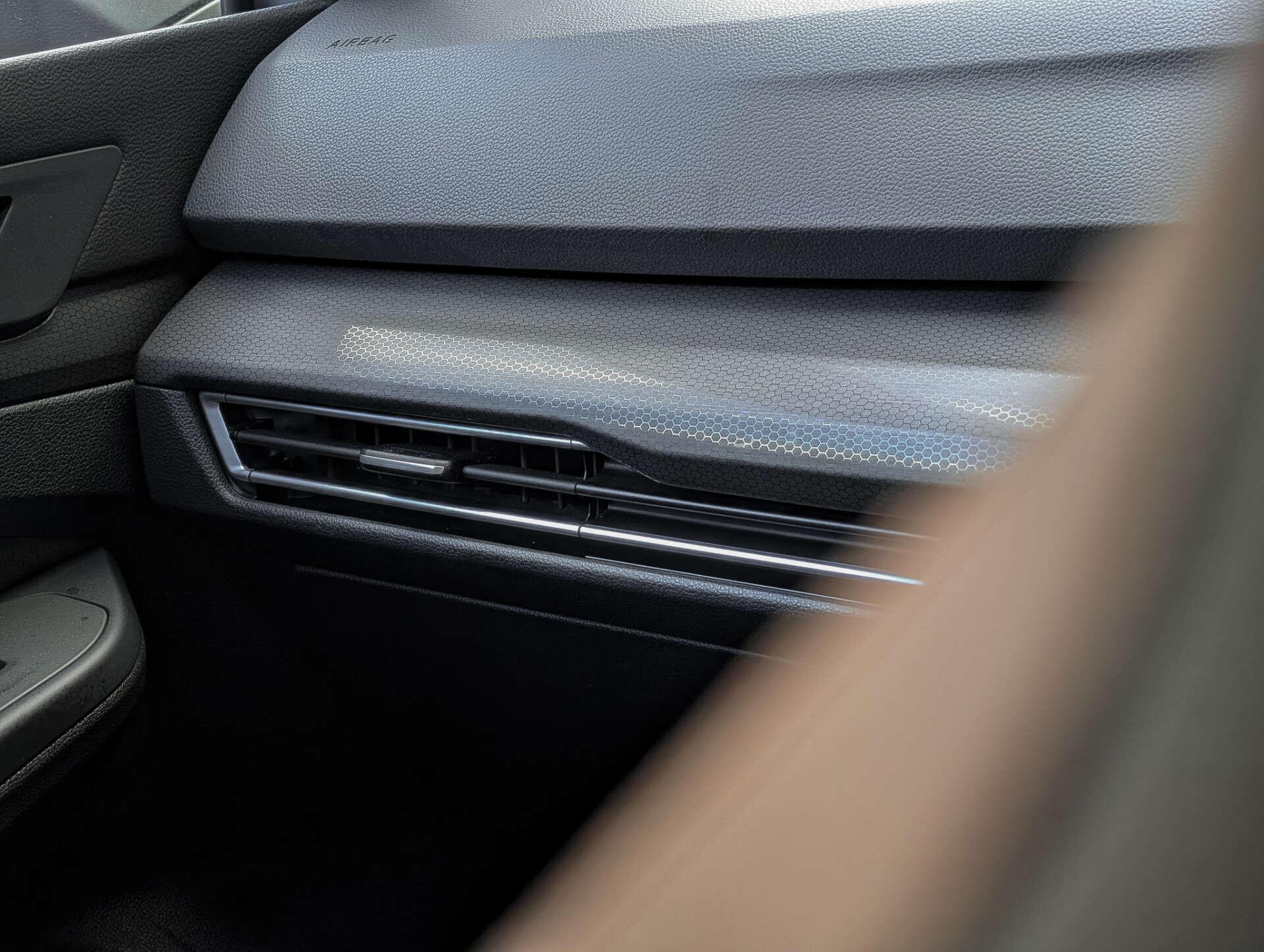 Volkswagen Golf view 41