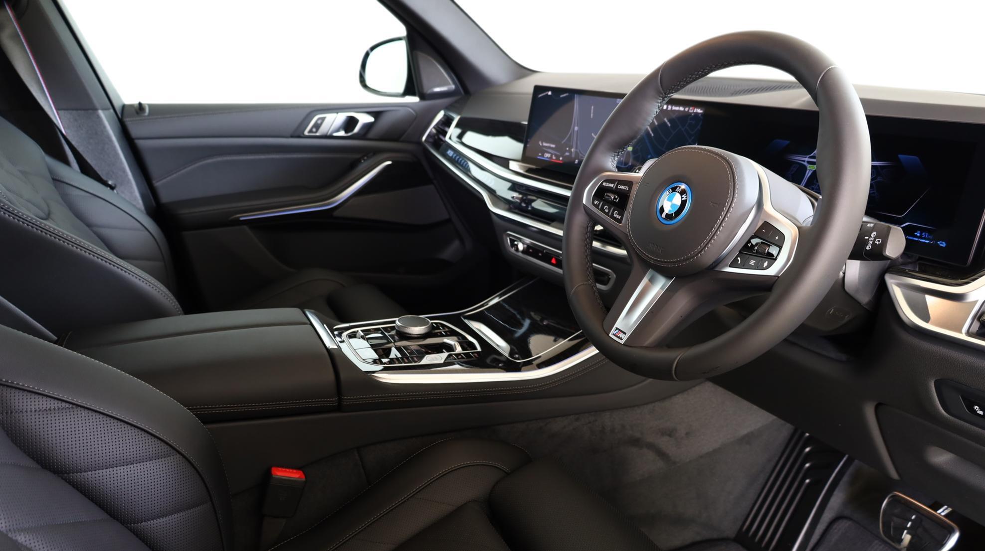 BMW X5 view 6