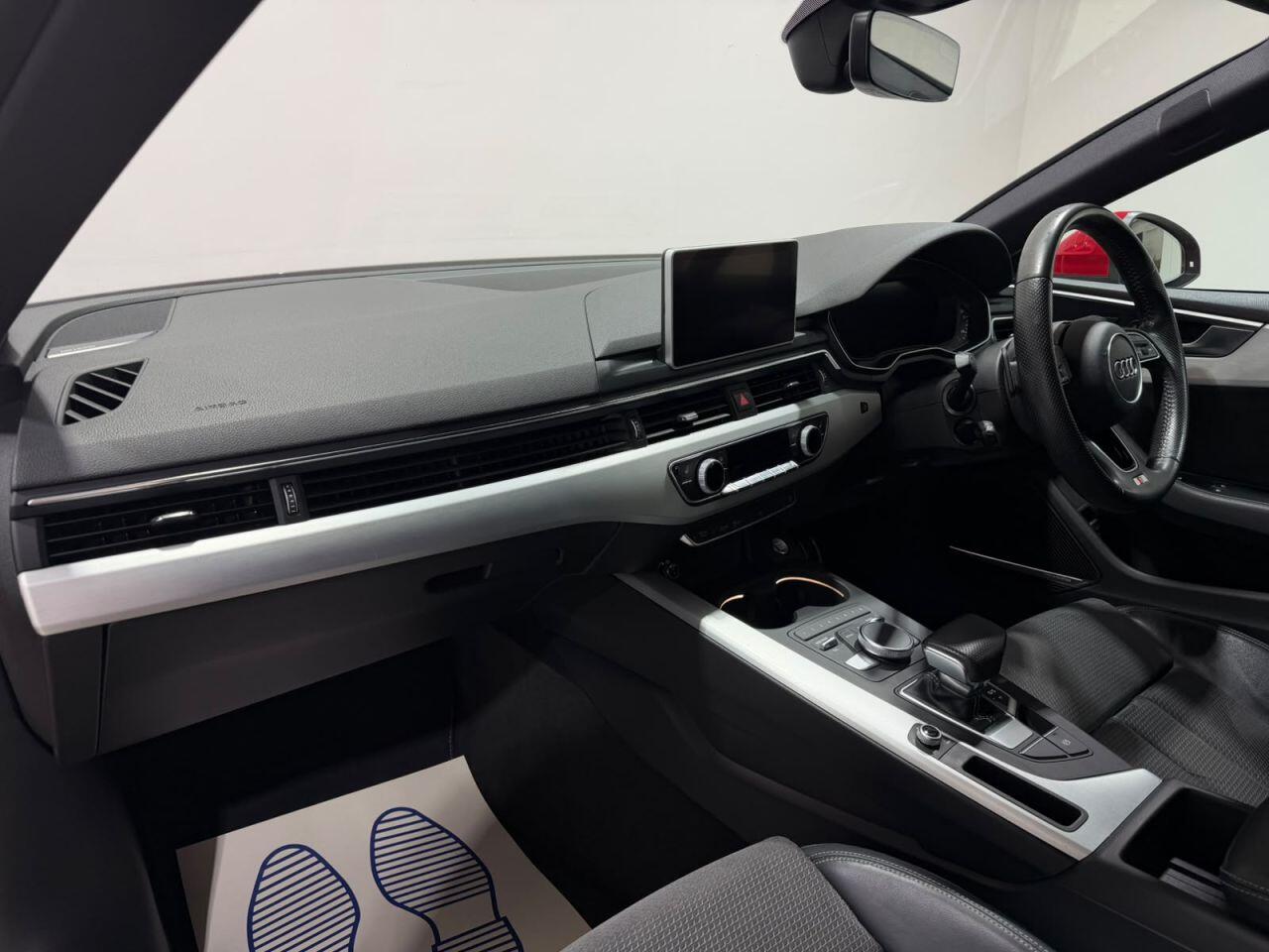 Audi A5 view 16