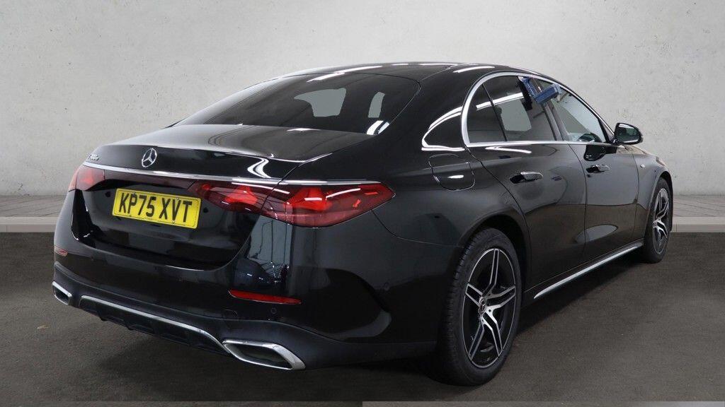 Mercedes-Benz E-Class view 7