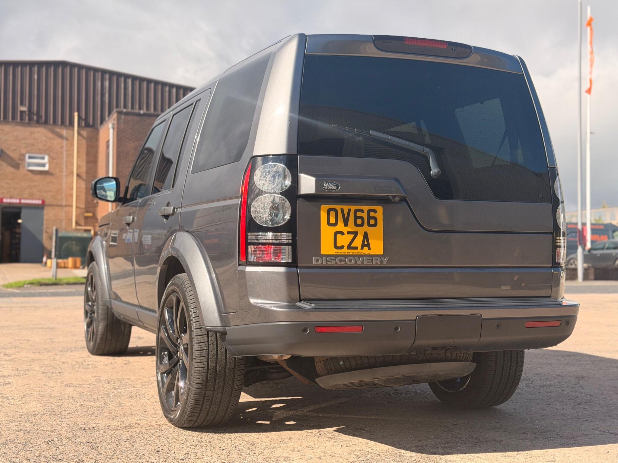 Land Rover Discovery view 44