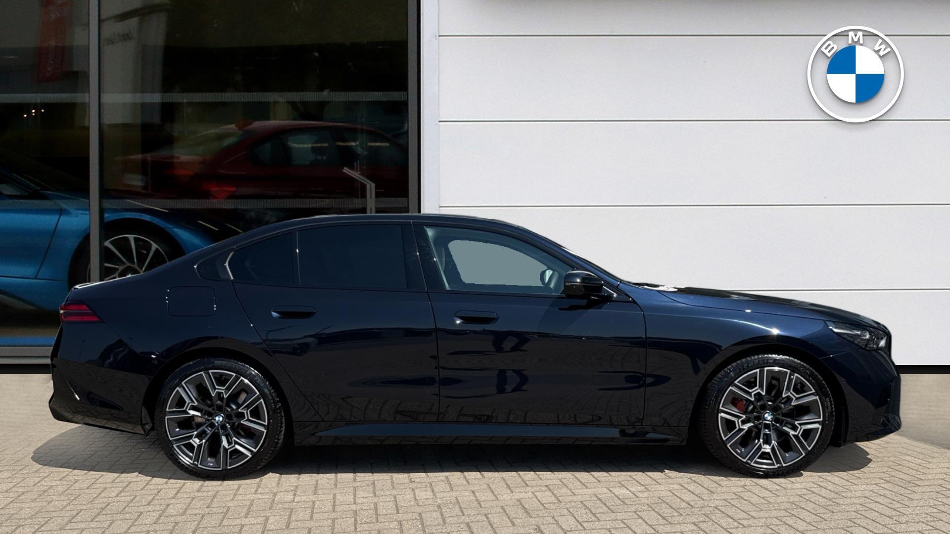BMW 5 Series view 3