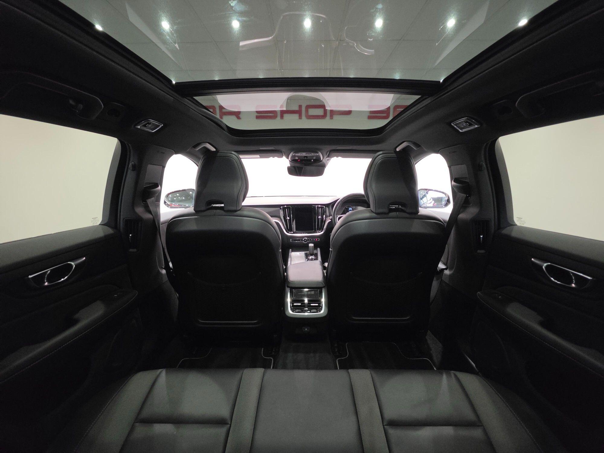 Volvo V60 view 20