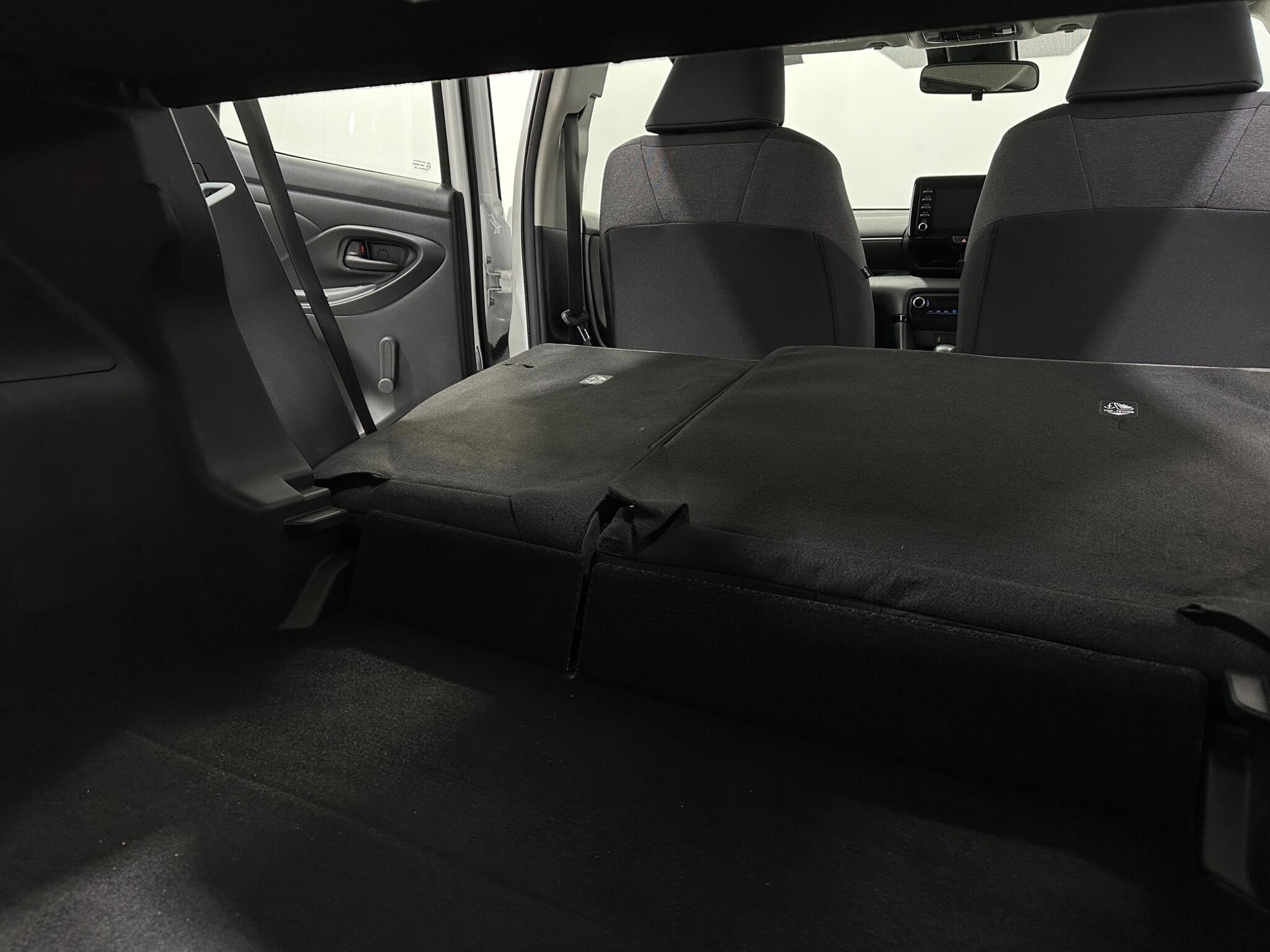 Toyota Yaris view 43