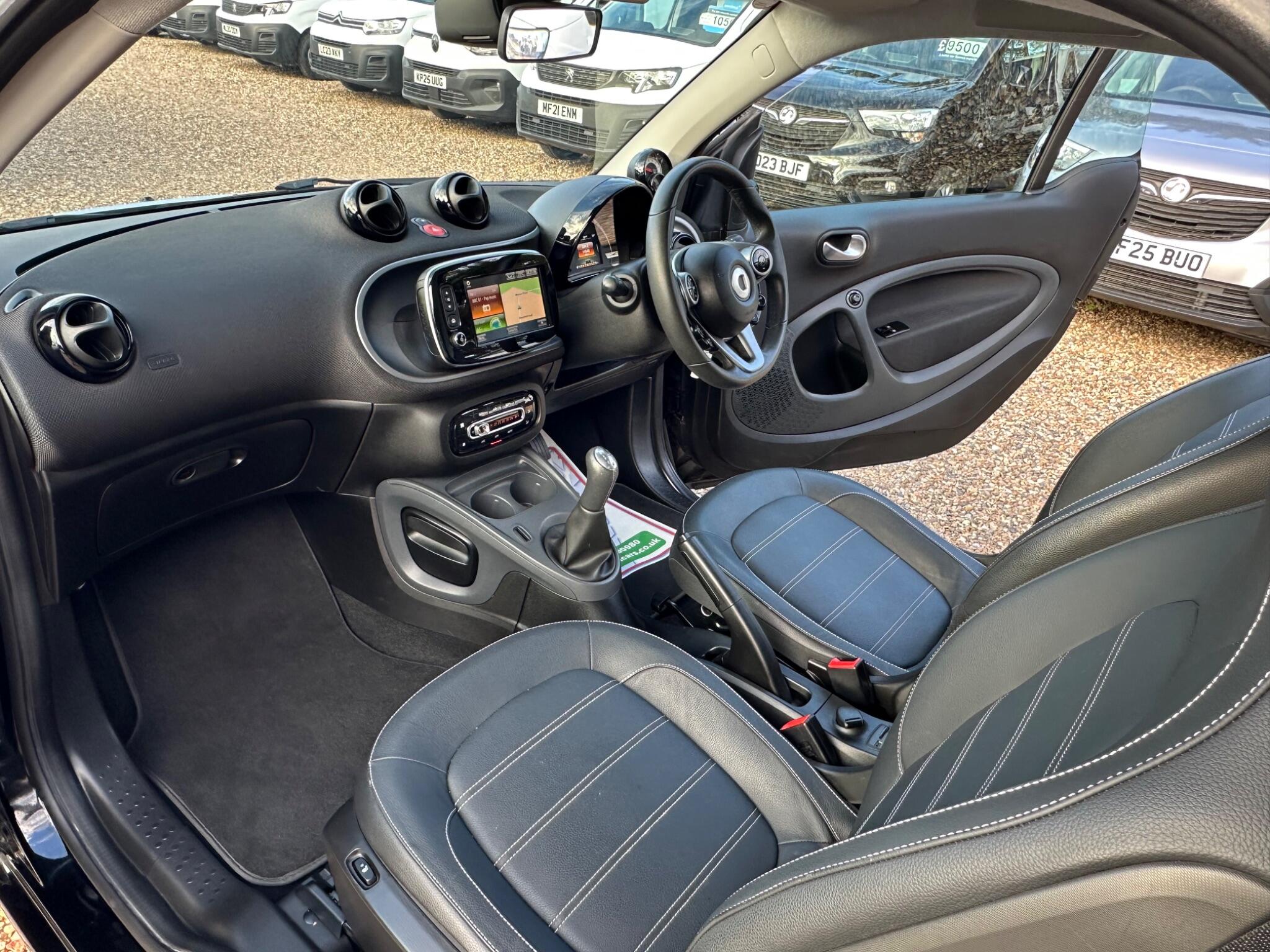 Smart Fortwo view 15