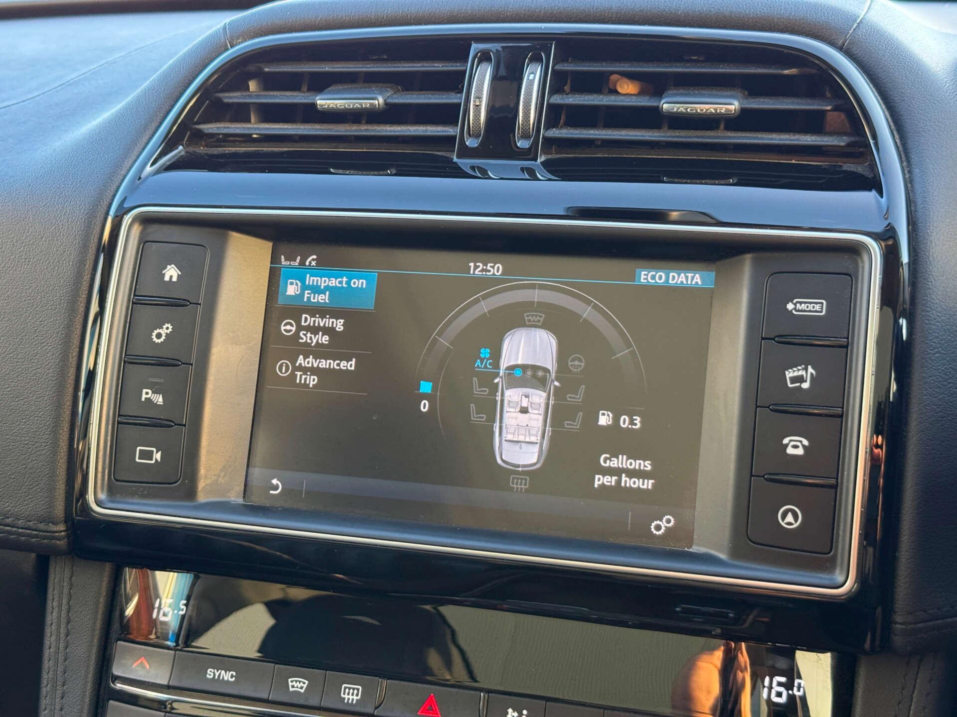 Jaguar F-Pace view 76