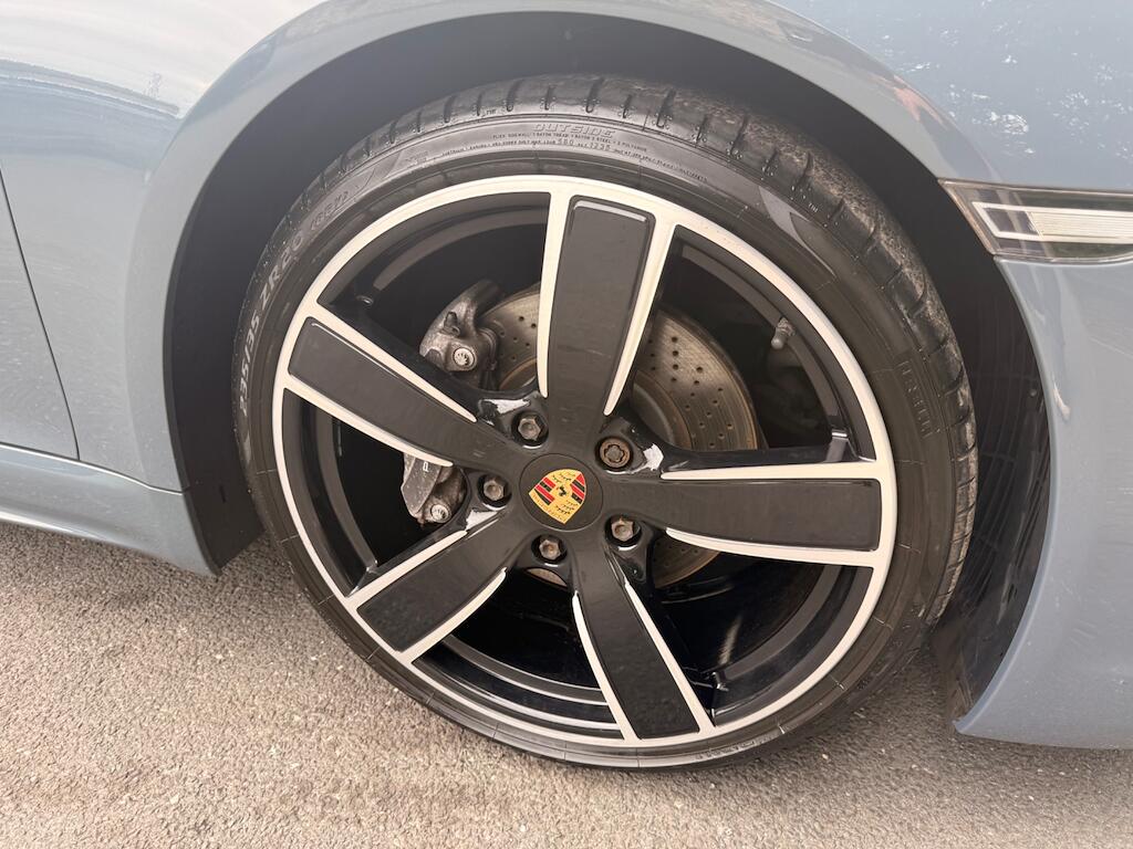 Porsche Boxster view 29
