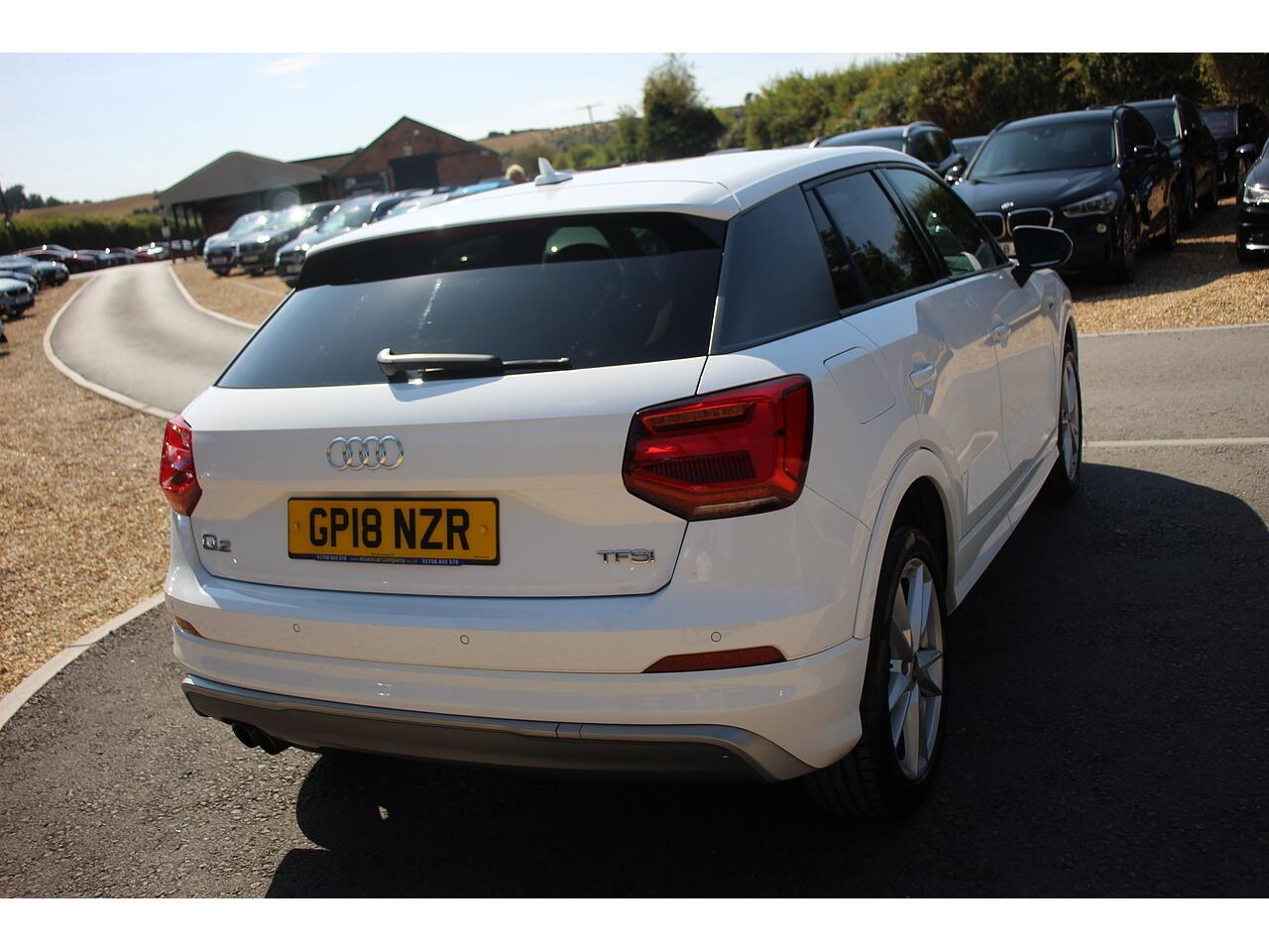 Audi Q2 view 12