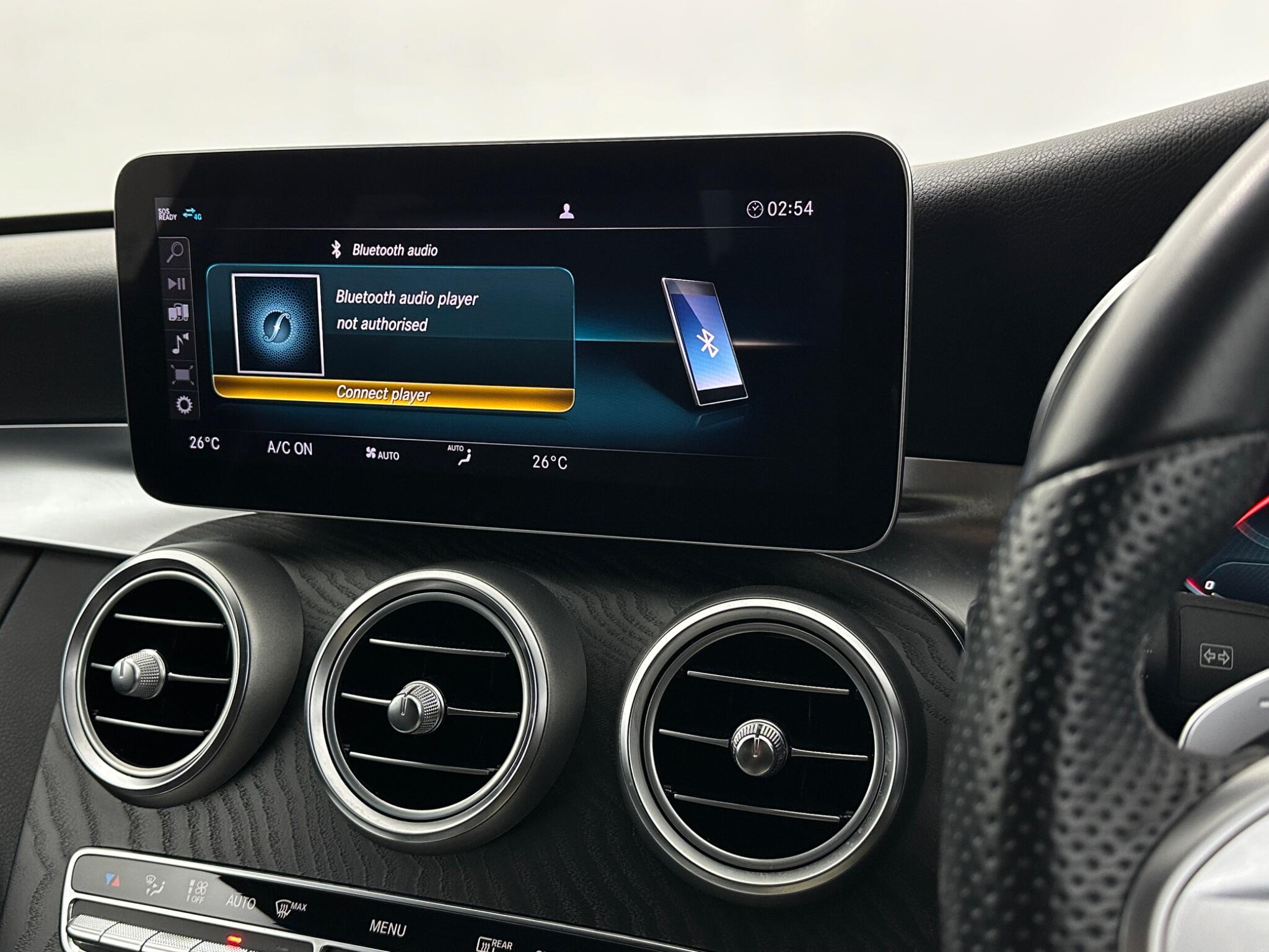Mercedes-Benz C-Class view 28