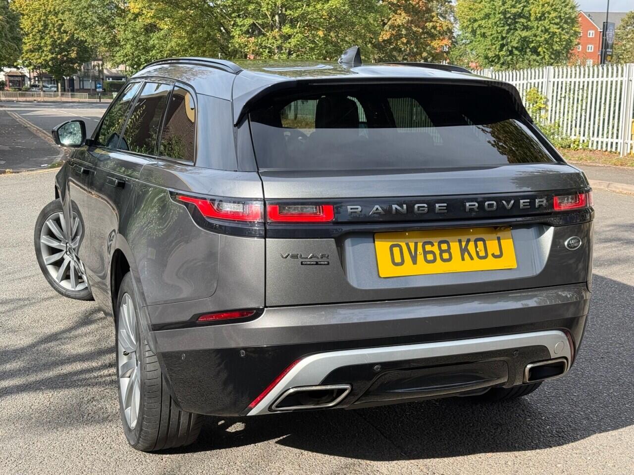 Land Rover Range Rover Velar view 5