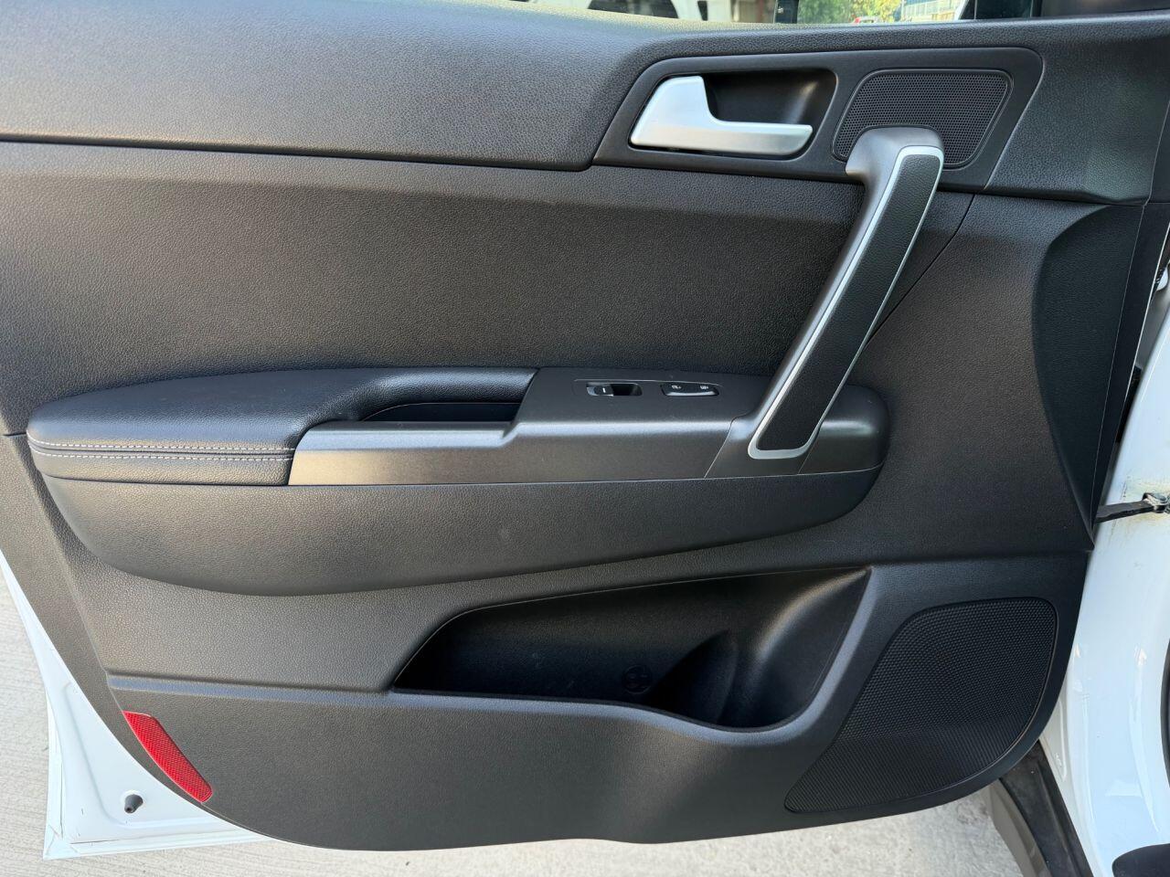 Kia Sportage view 22