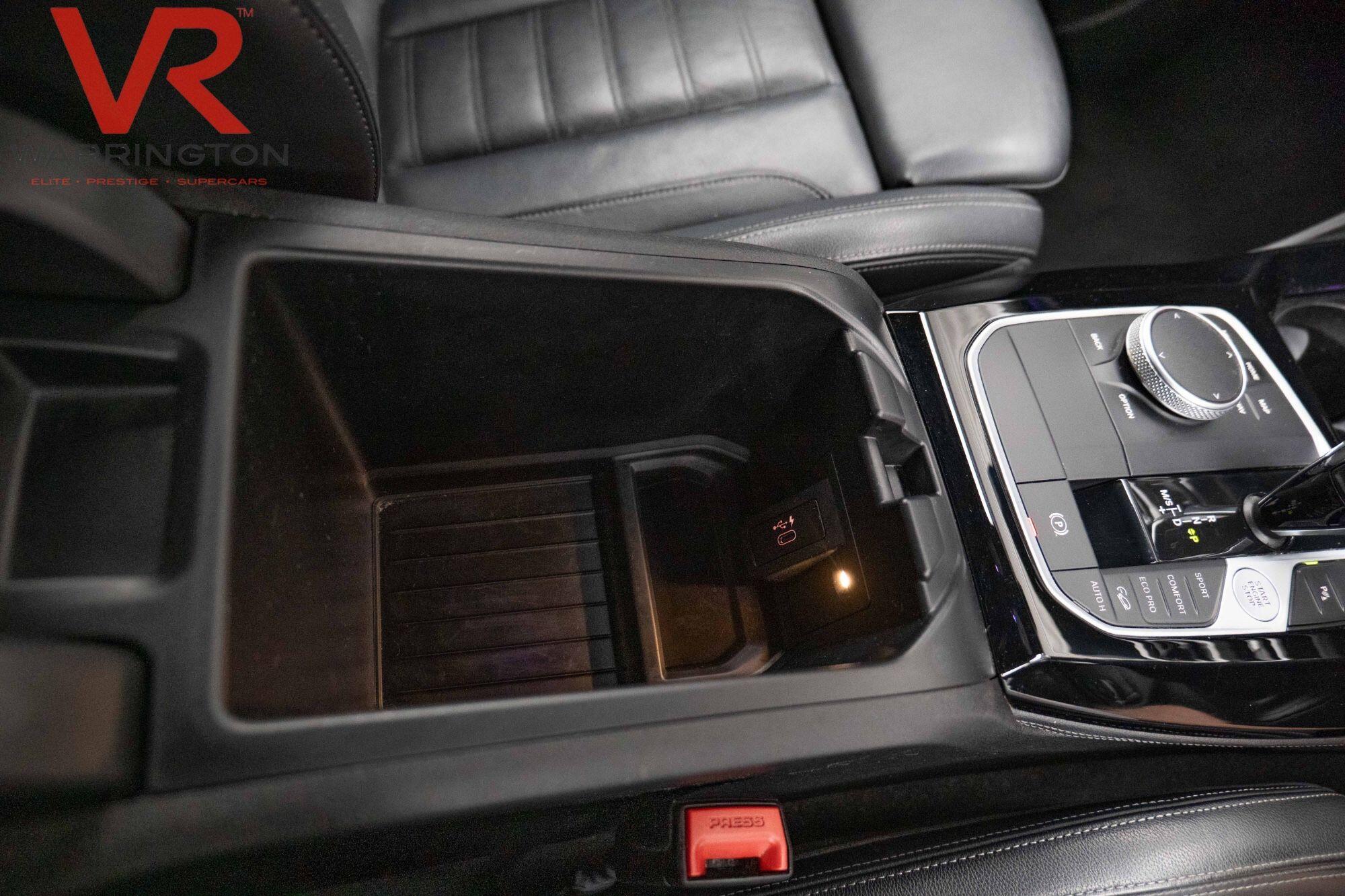 BMW X4 view 24