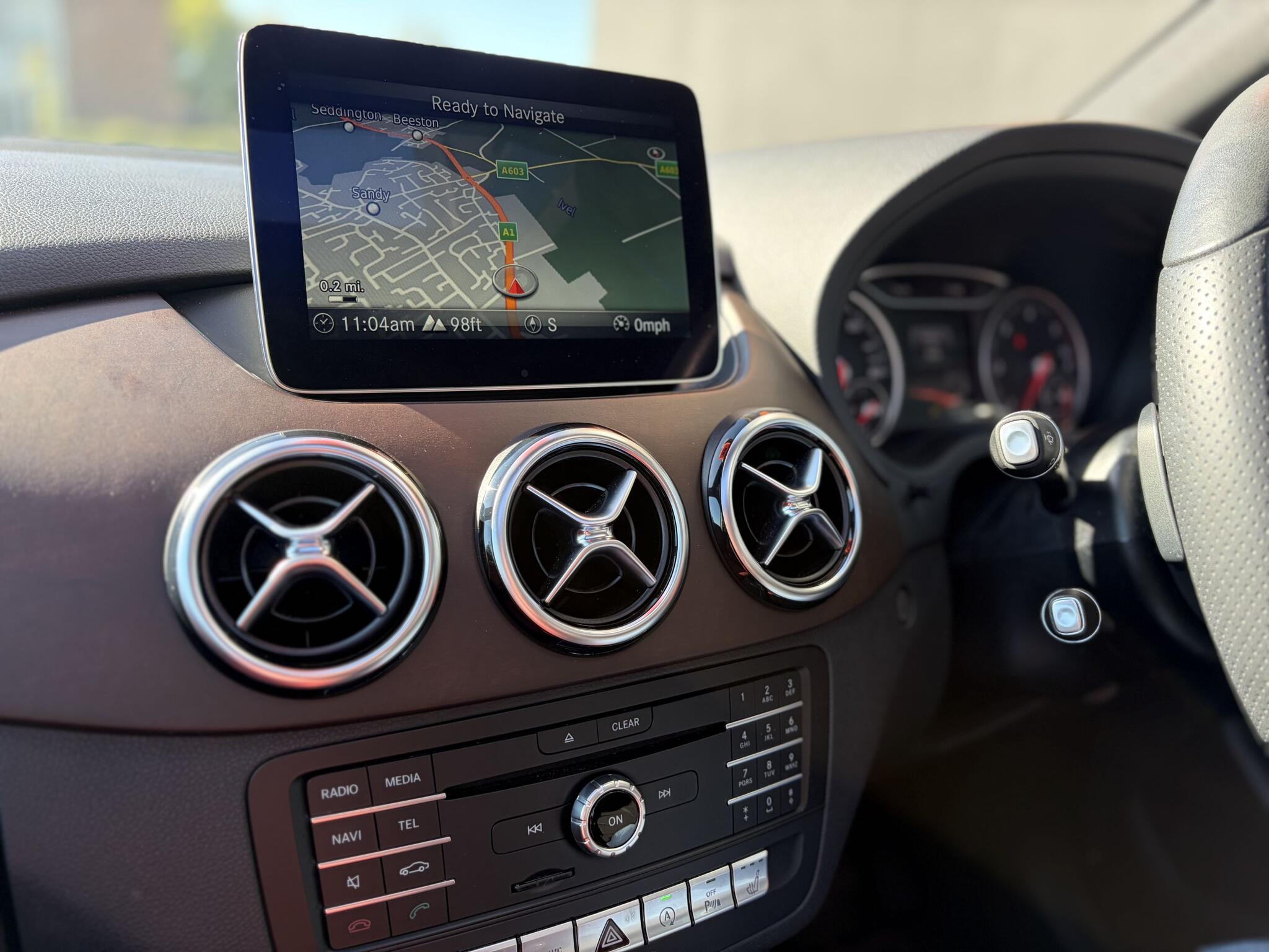 Mercedes-Benz B-Class view 22