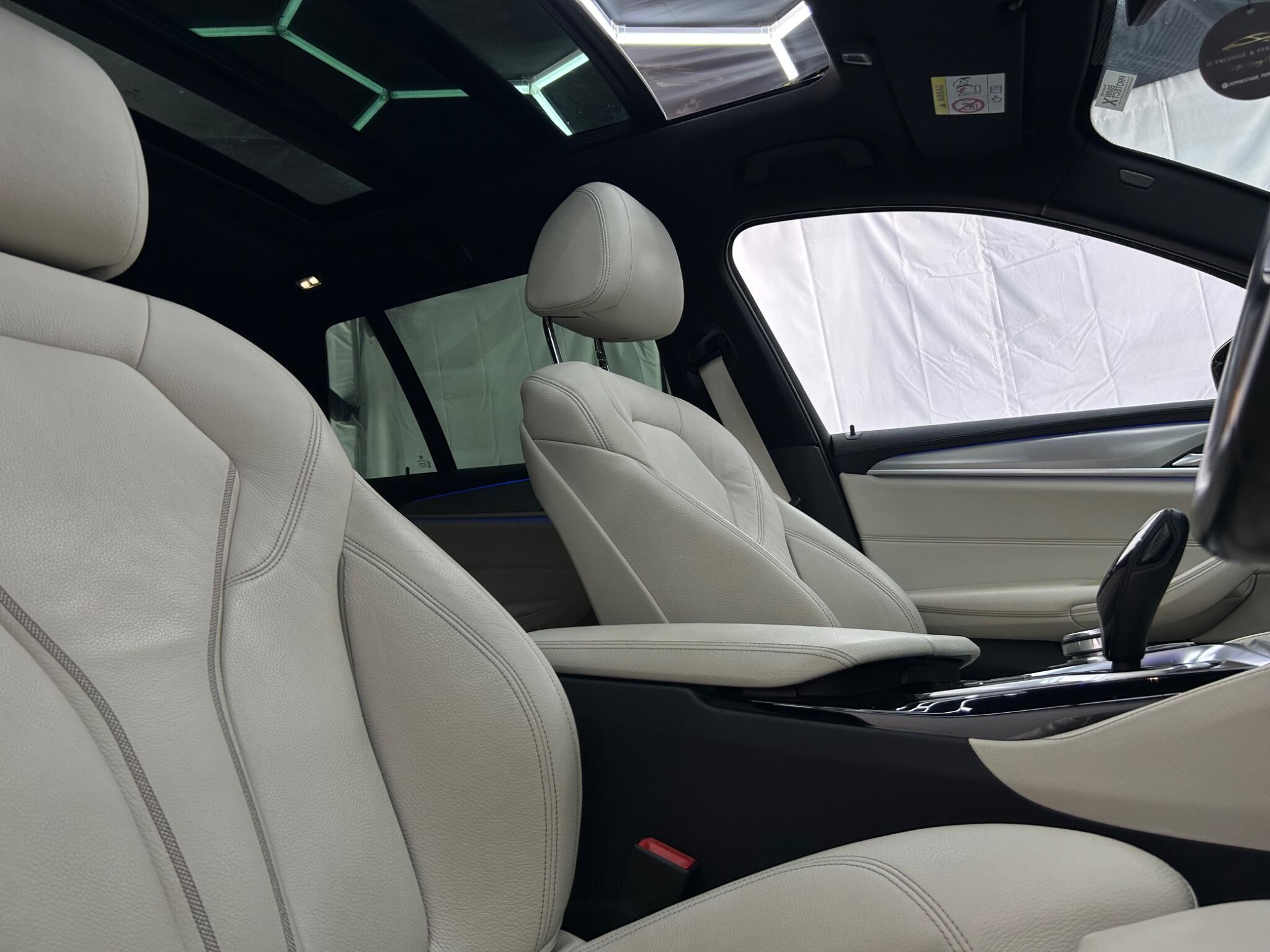 BMW 5 Series view 20