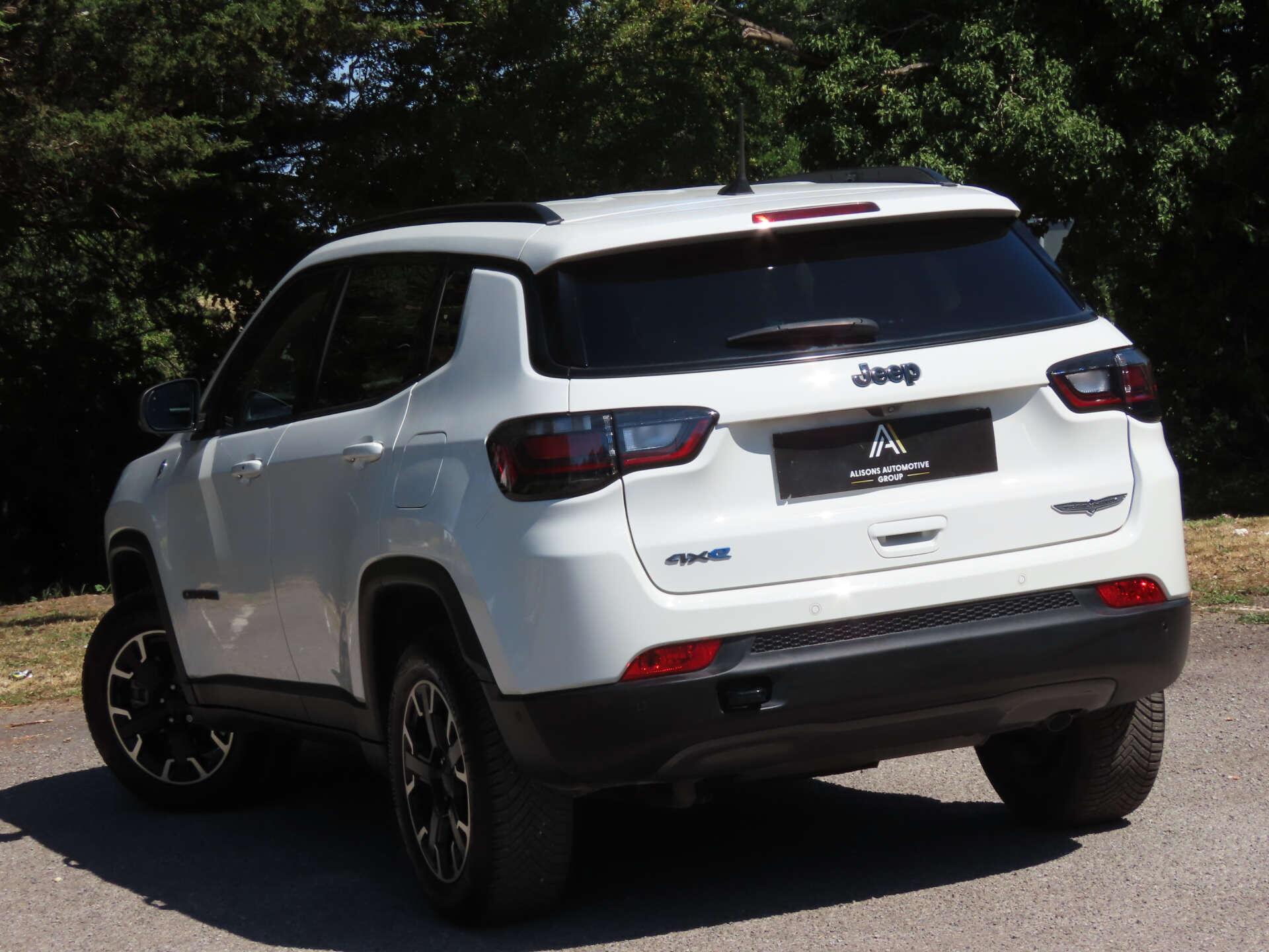 Jeep Compass view 6