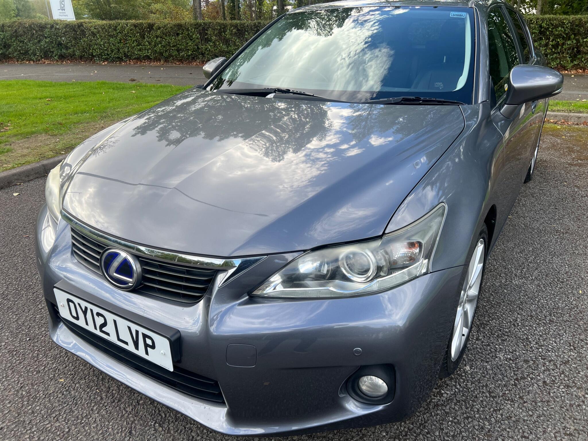 Lexus CT view 3