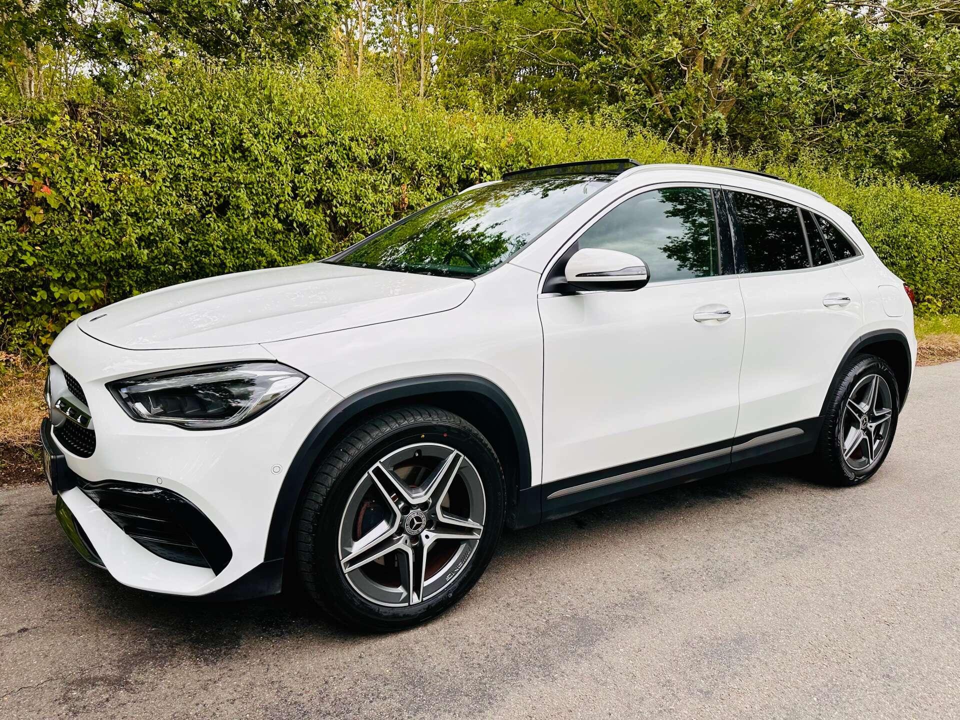 Mercedes-Benz Gla view 34