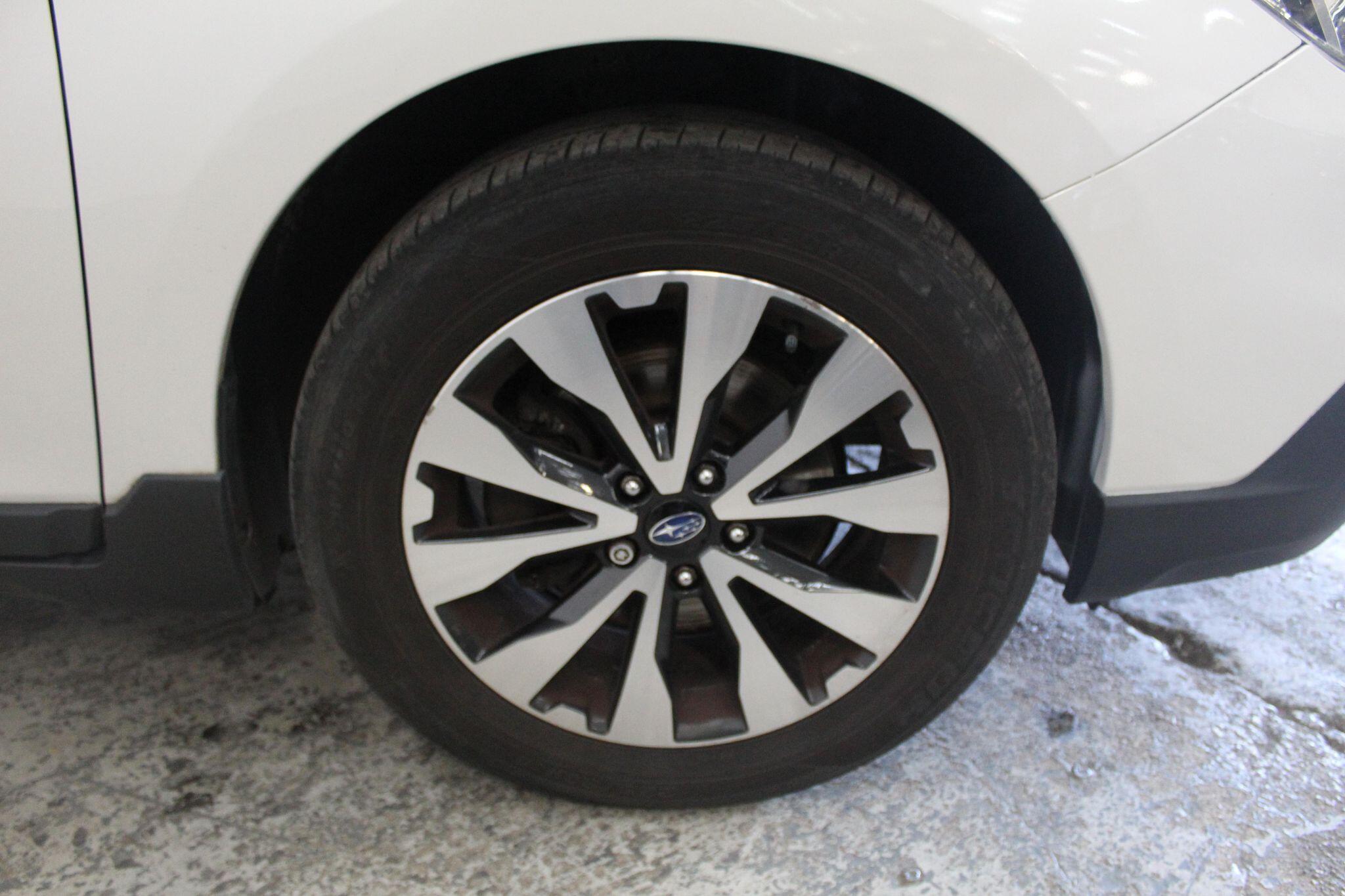 Subaru Outback view 57