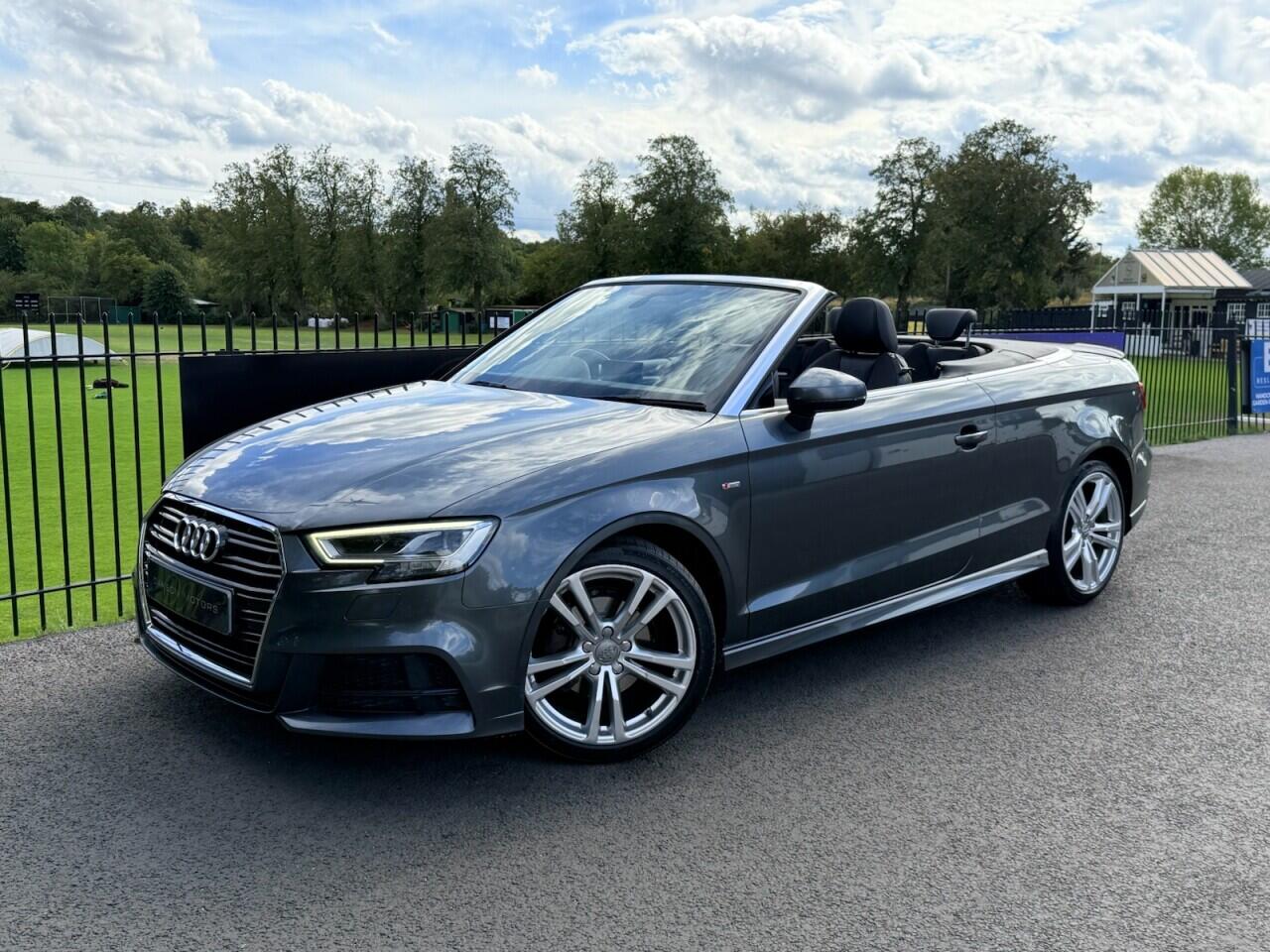 Audi A3 Cabriolet view 3