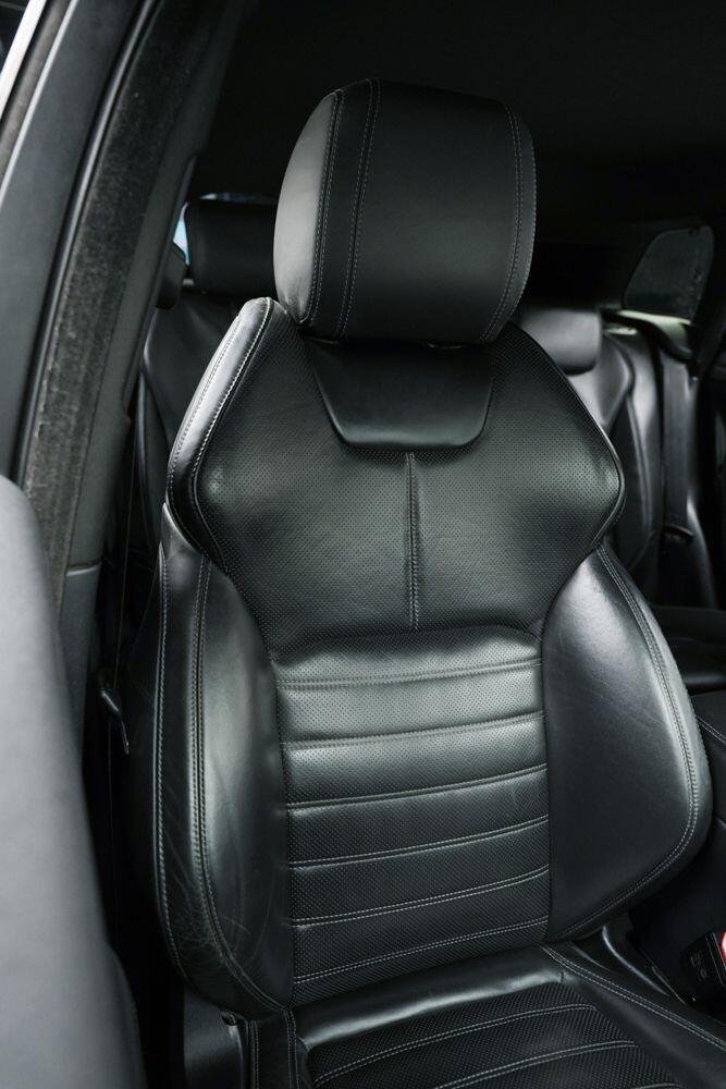 Land Rover Range Rover Evoque view 25