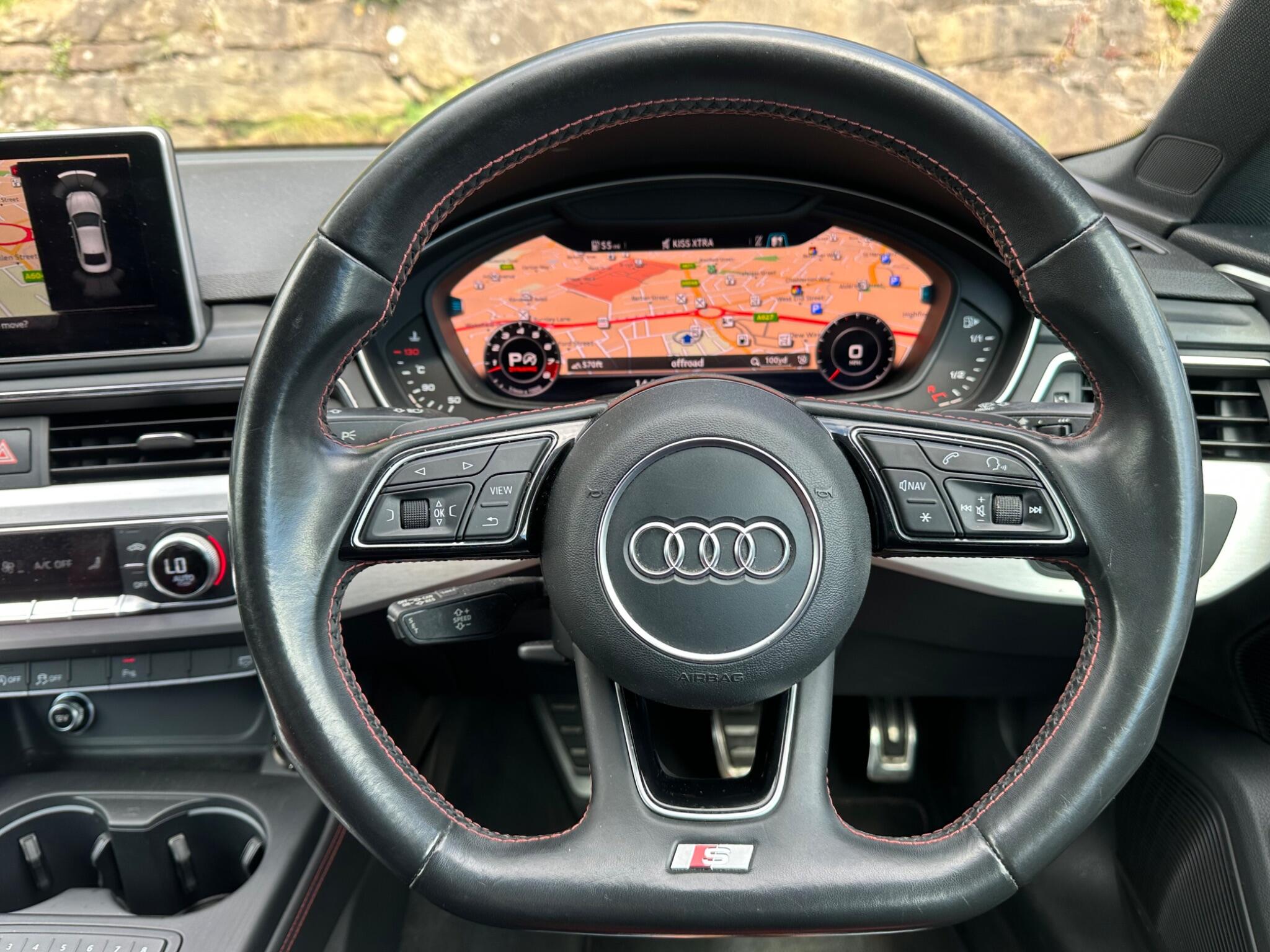 Audi S5 view 9