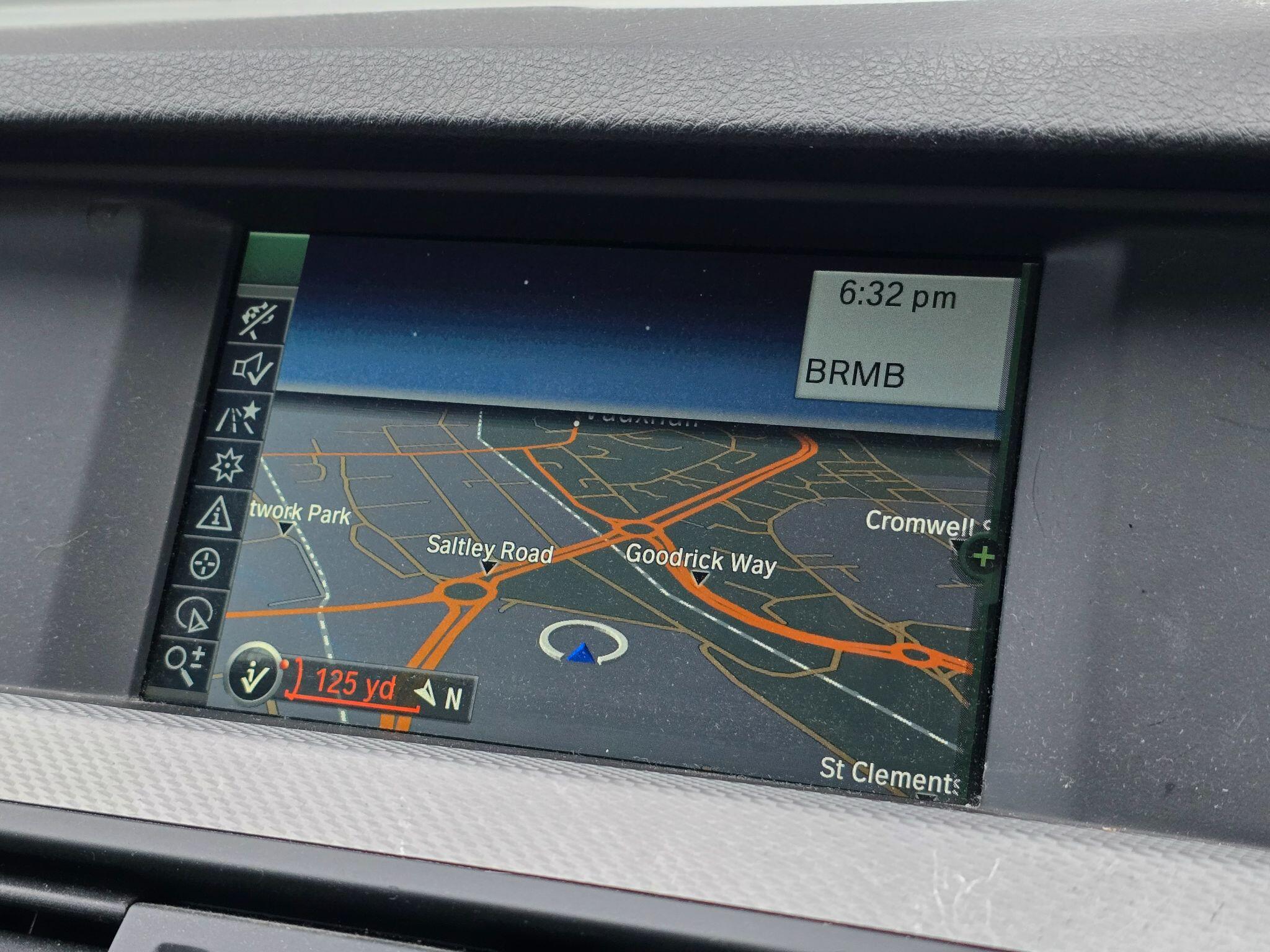 BMW 5 Series view 20