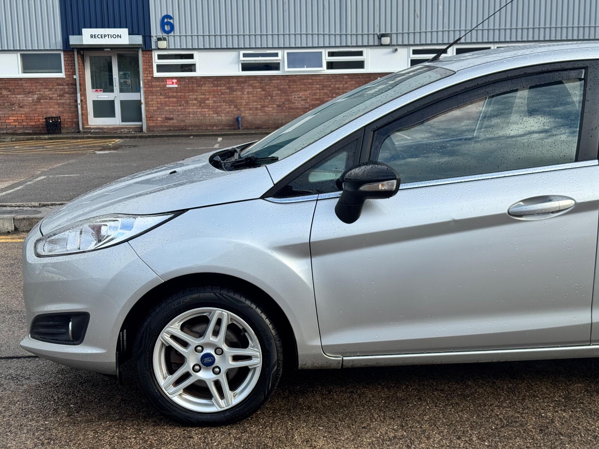 Ford Fiesta view 8