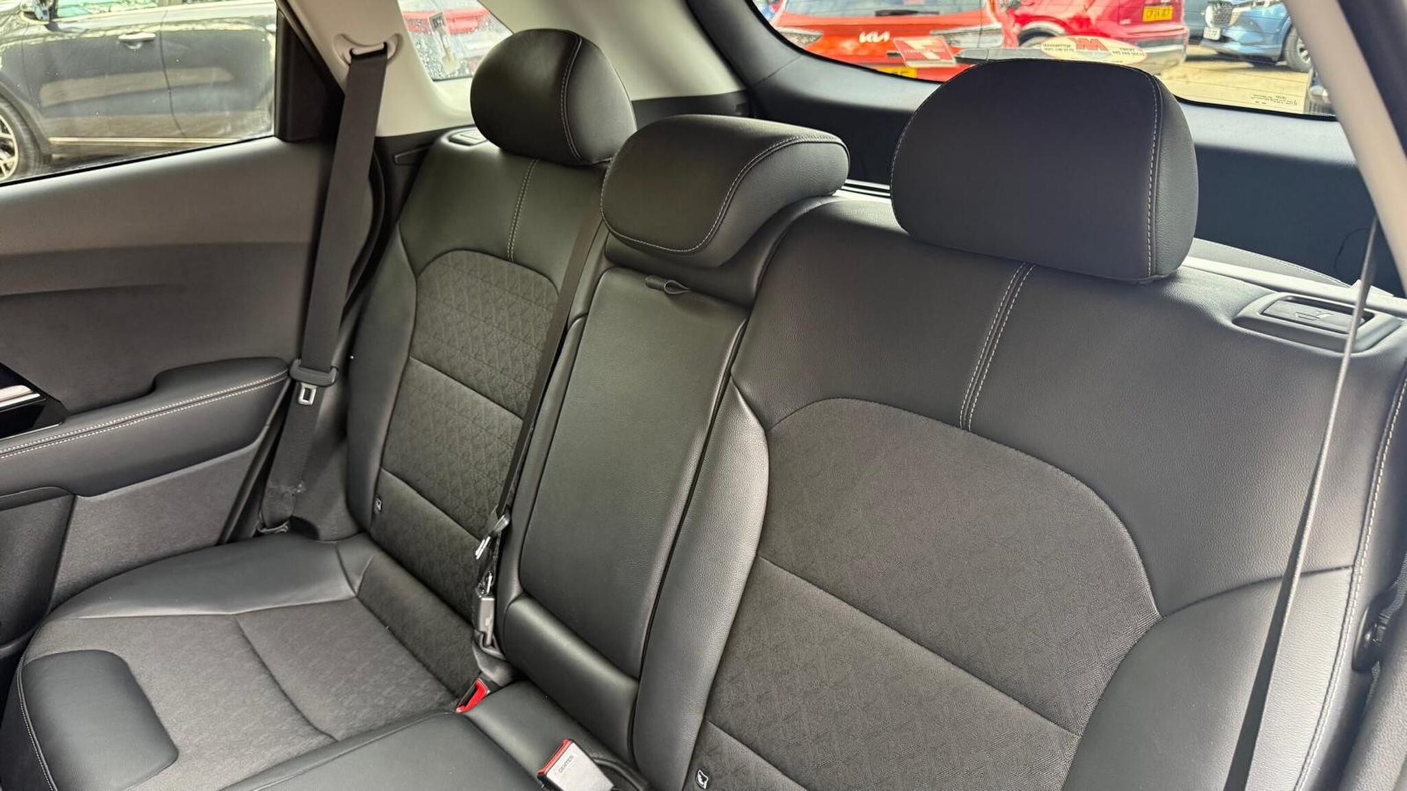 Kia Niro view 29