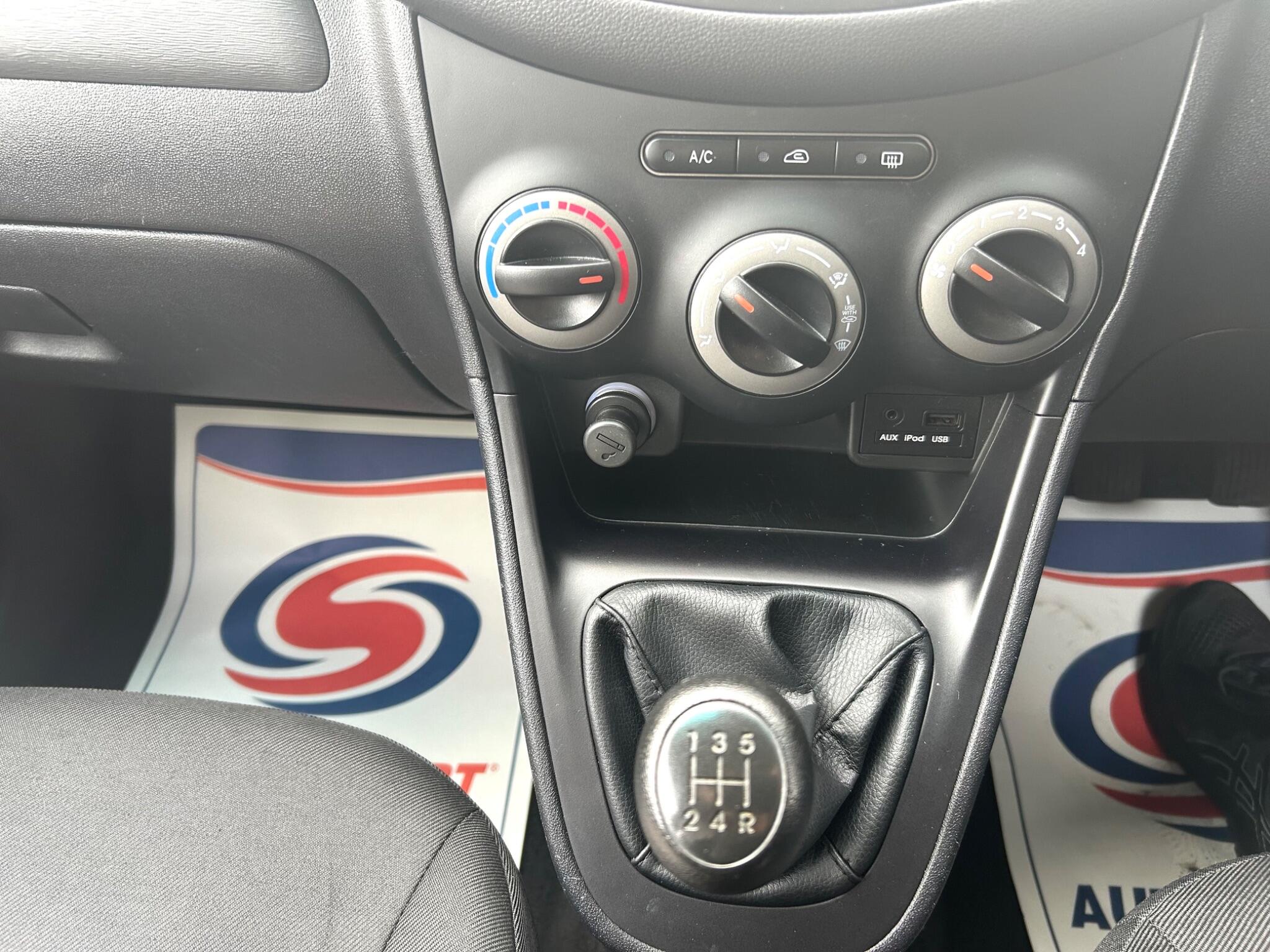 Hyundai I10 view 19