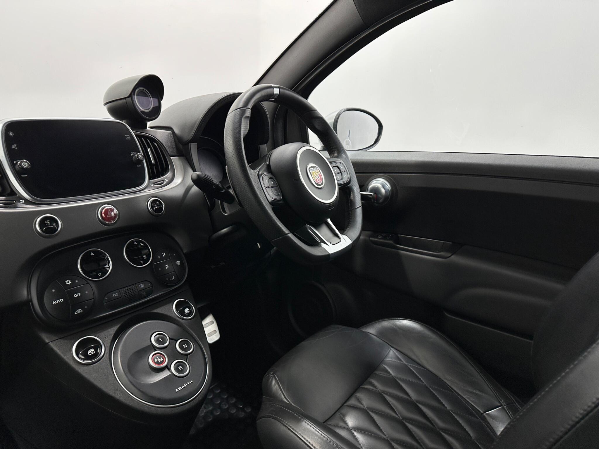 Abarth 595 view 29