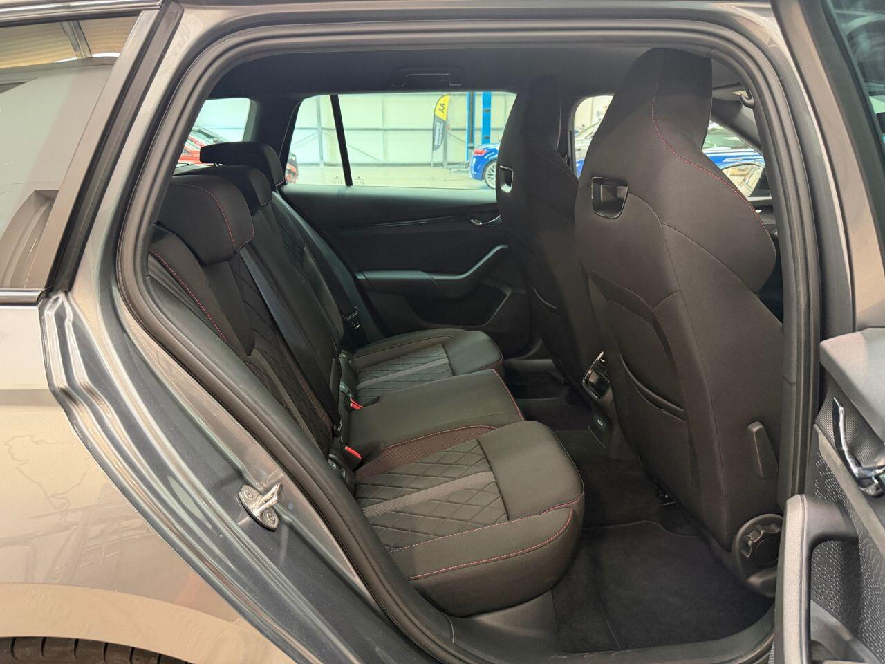 Skoda Octavia view 13