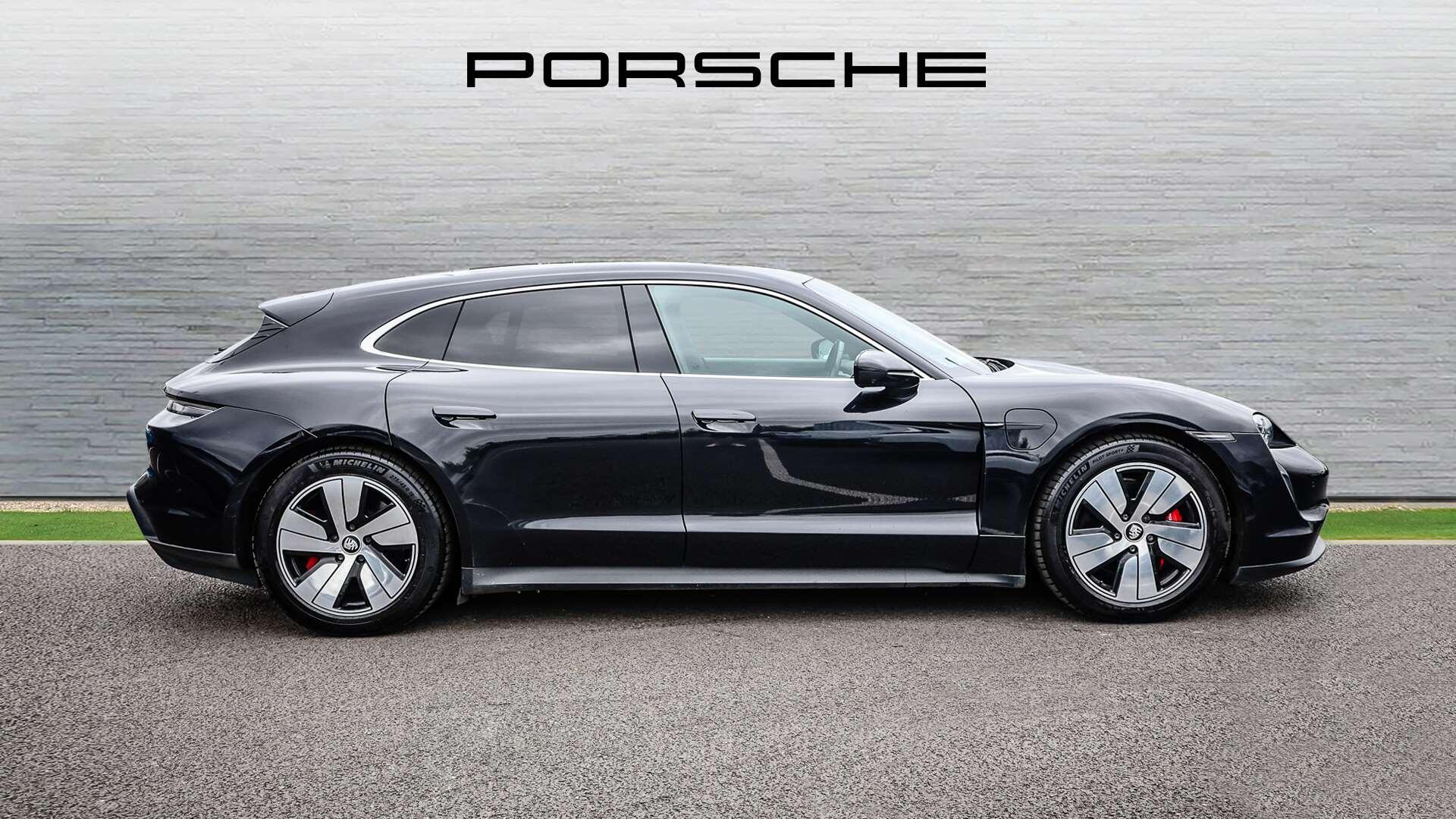Porsche Taycan view 7