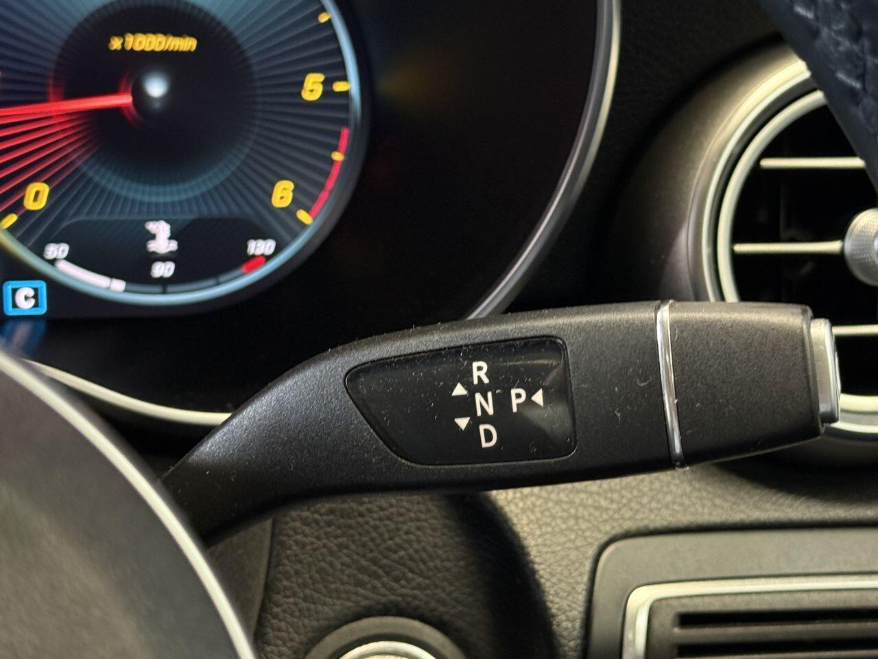 Mercedes-Benz C Class view 41