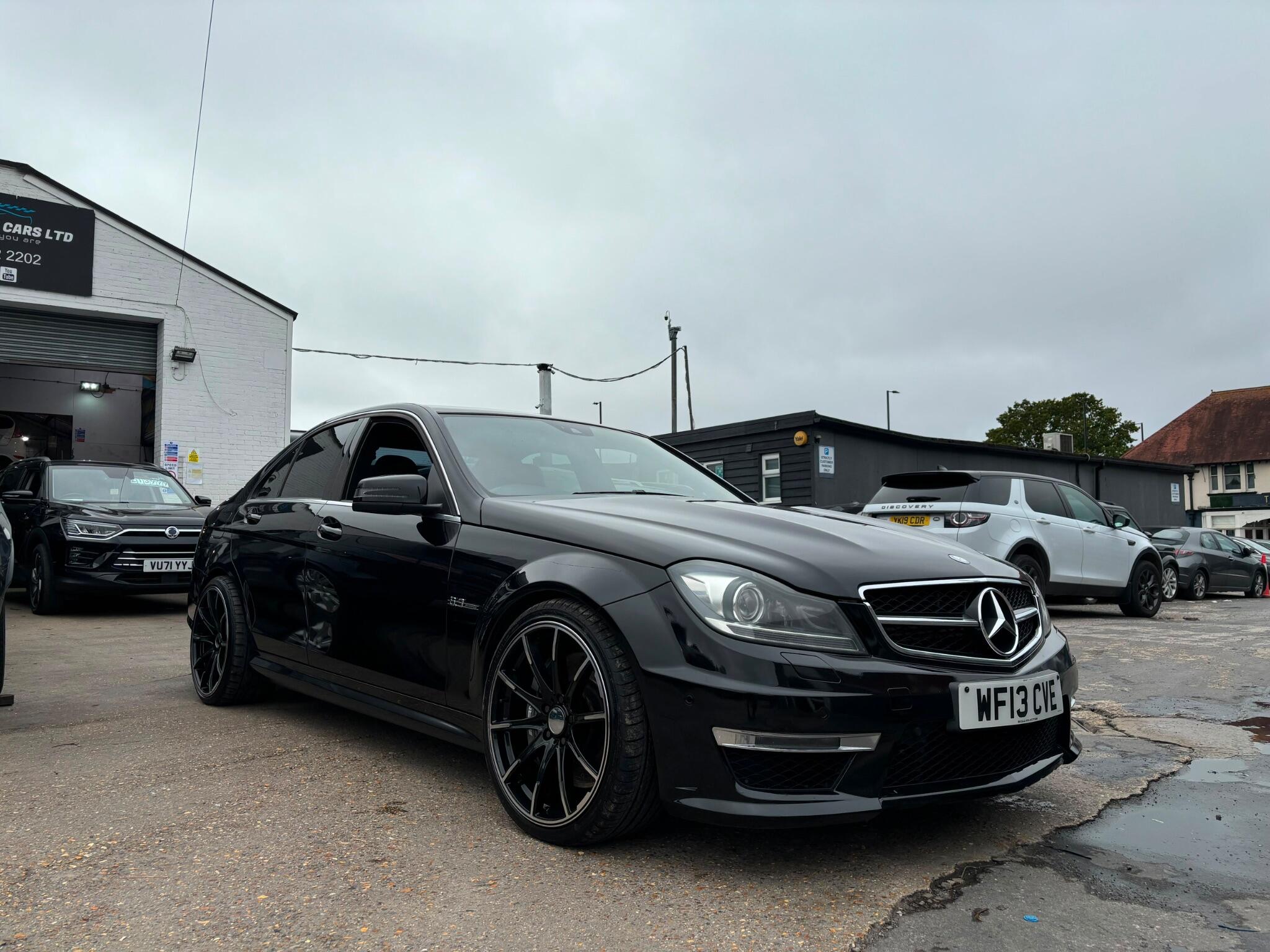 Mercedes-Benz C-Class view 3