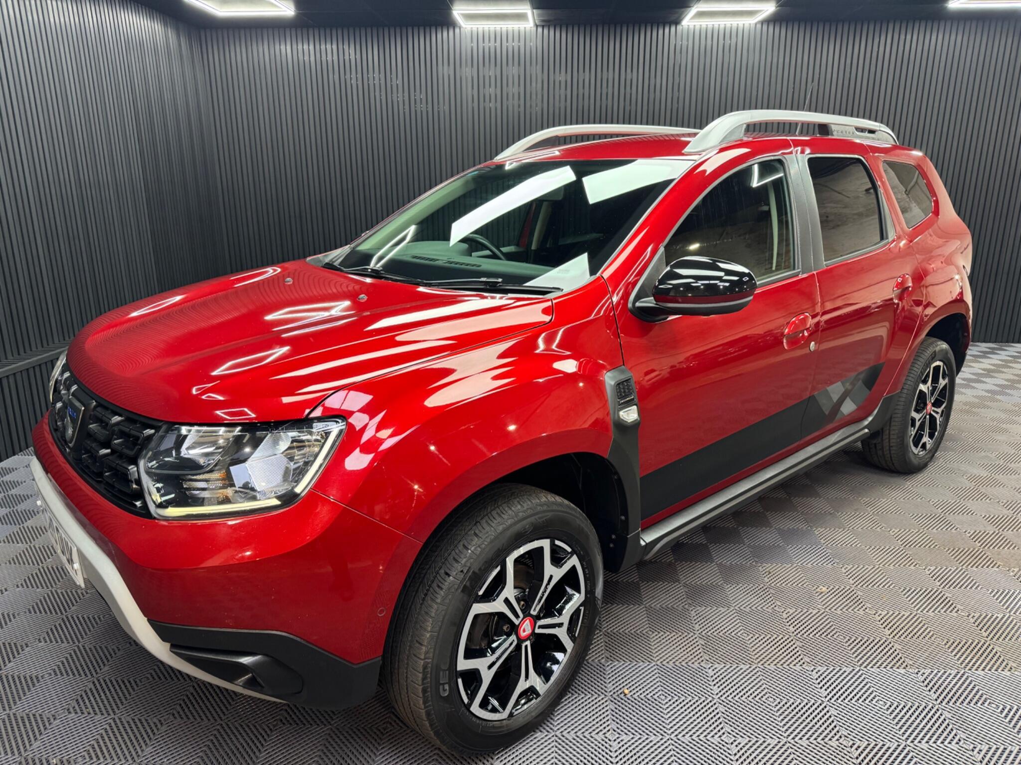 Dacia Duster view 26