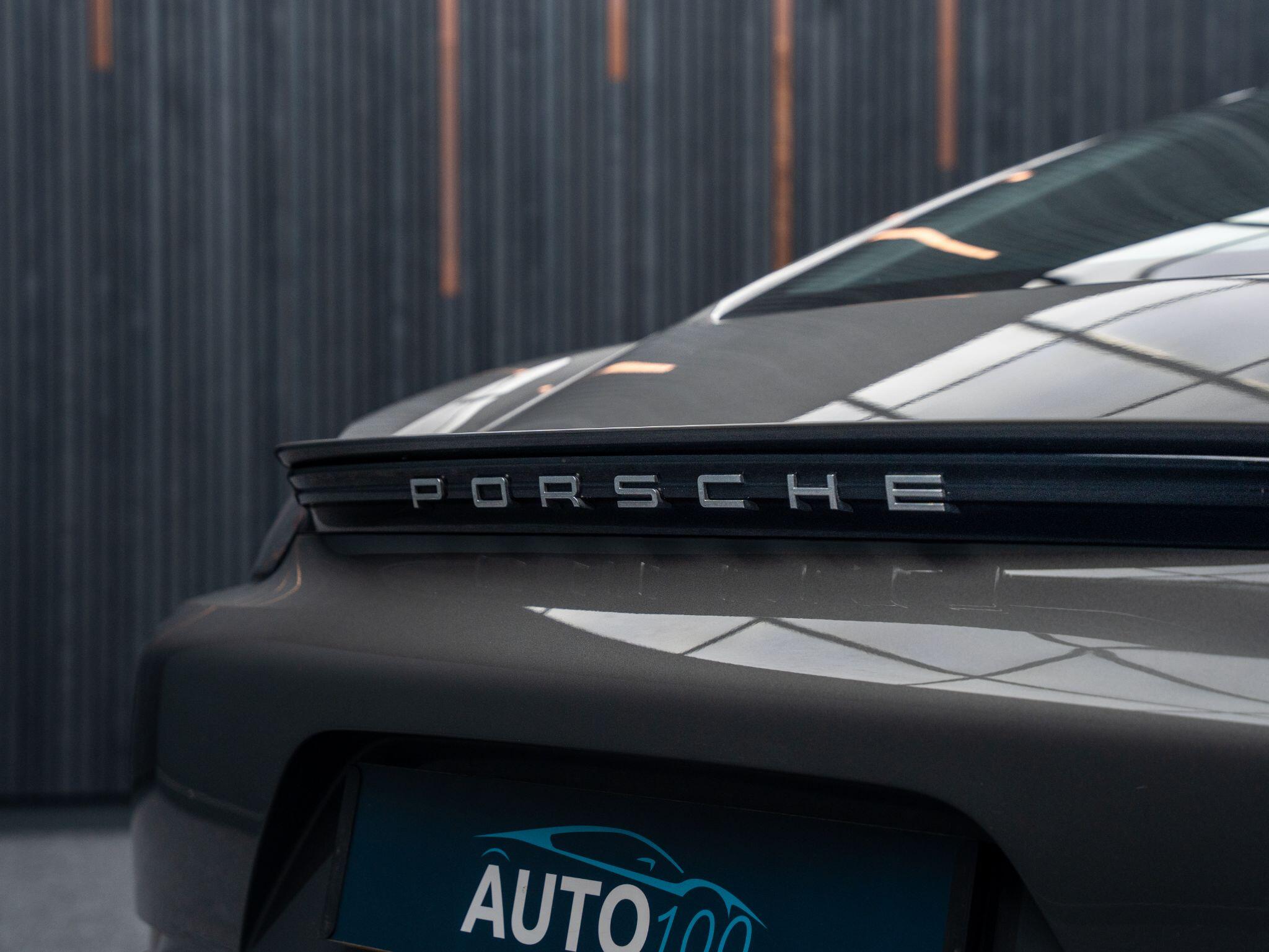 Porsche Cayman view 25