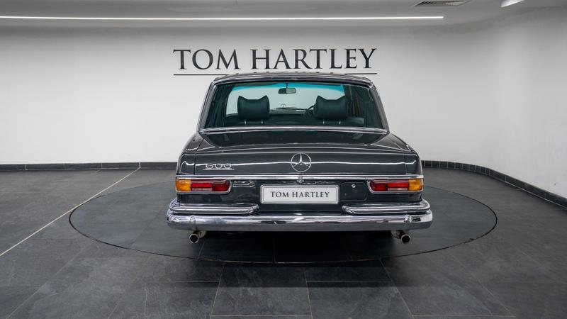 Mercedes-Benz 600 view 6
