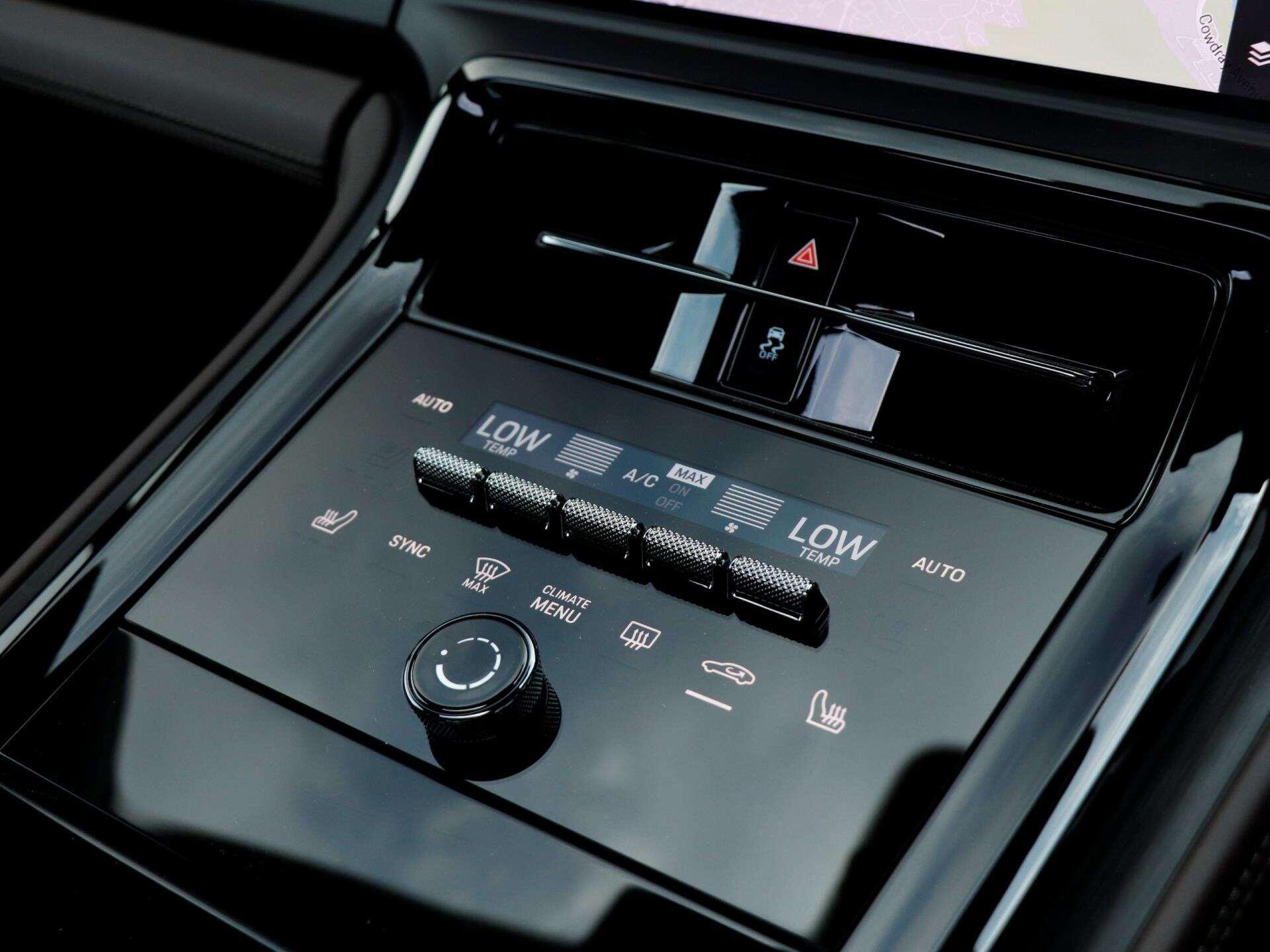 Porsche Panamera view 17