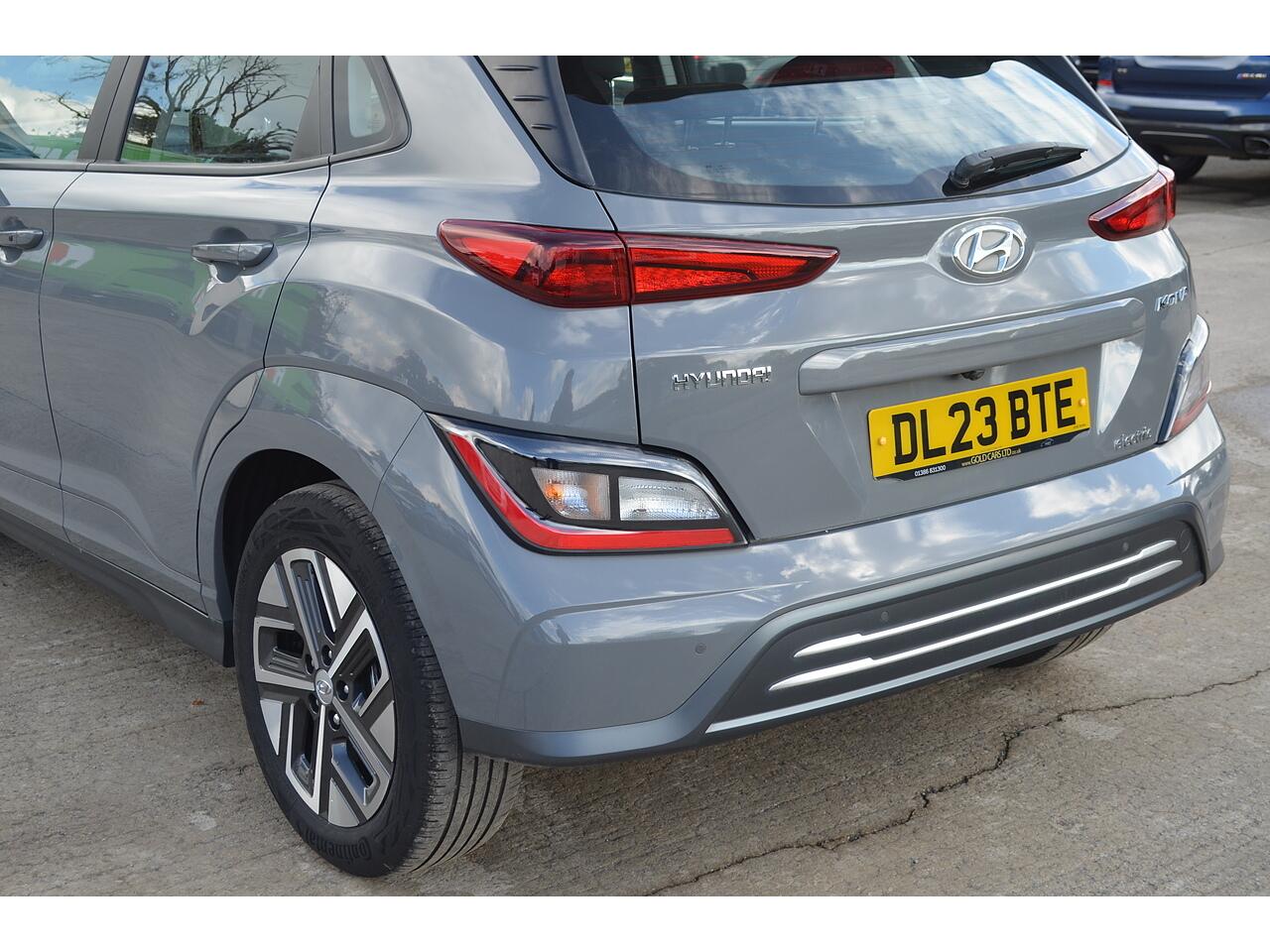 Hyundai Kona view 45