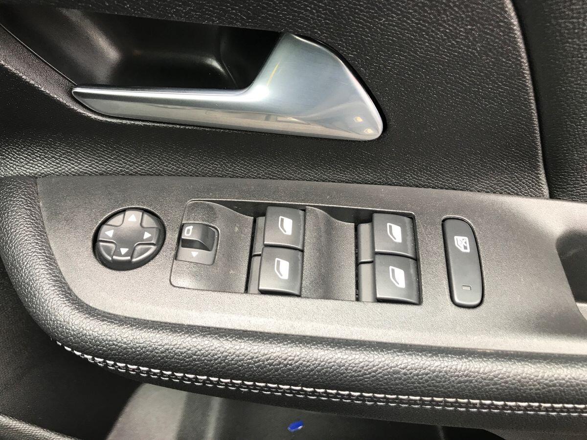 Vauxhall Mokka view 21
