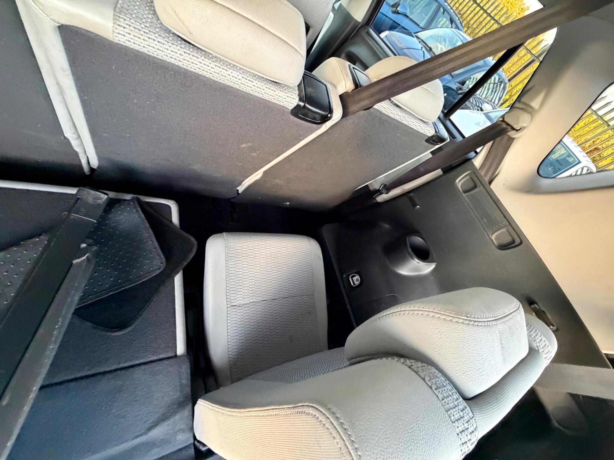Toyota Verso view 59