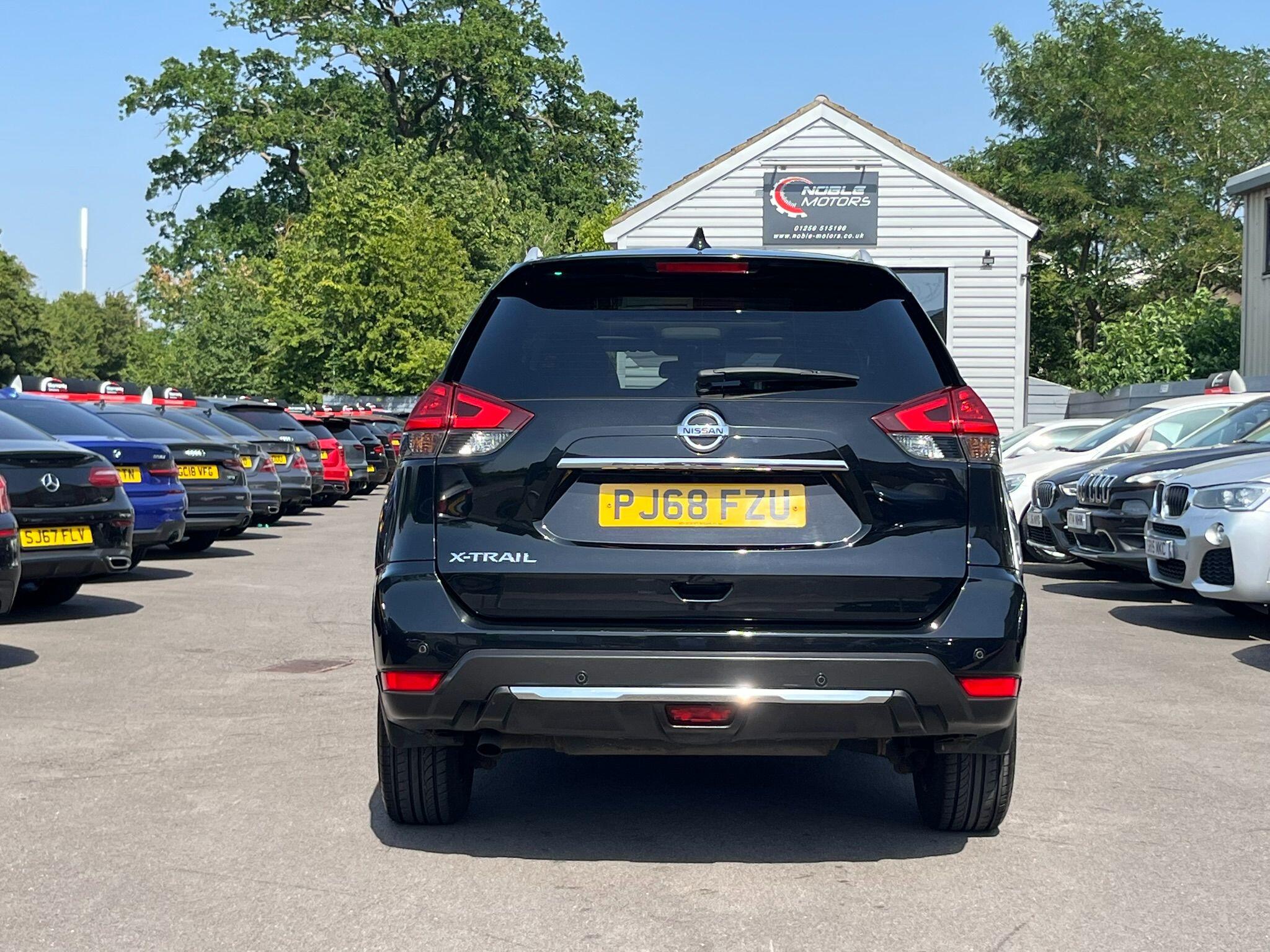 Nissan X-Trail view 6