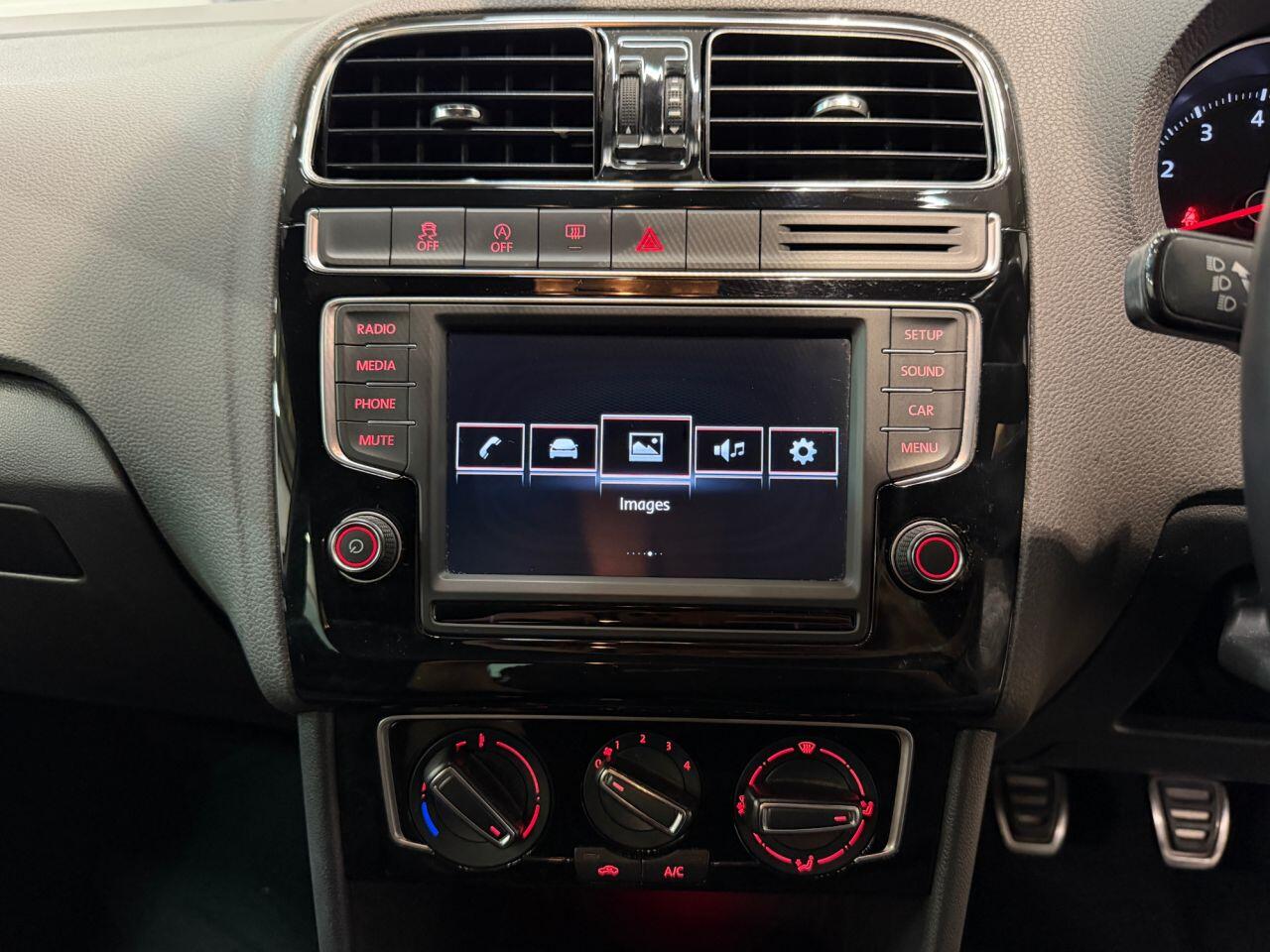 Volkswagen Polo view 18