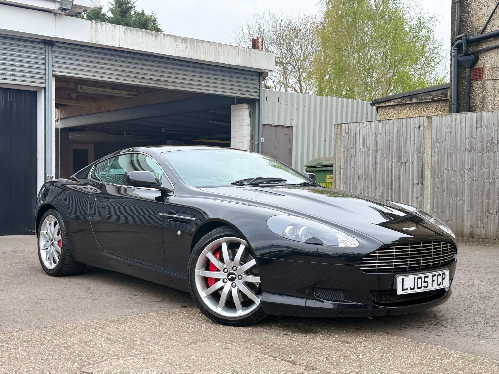 2005 Aston Martin DB9 5.9 Coupe 2dr Petrol Seq (394 g/km, 450 bhp) image 1