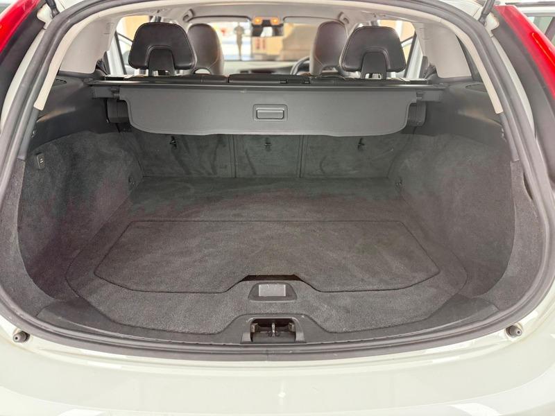 2013 Volvo V60 SOLD 1.6 T4 R-Design Lux Nav Estate 5dr Petrol Powershift Euro 5 (180 ps) • 63,000 miles image 21
