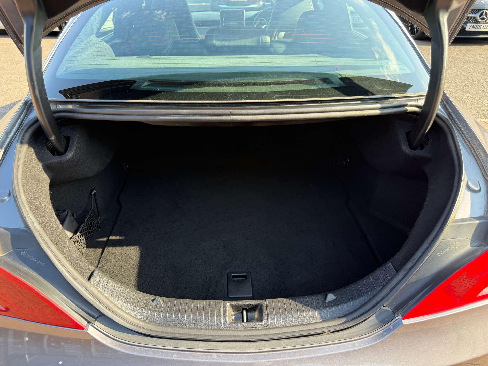 Mercedes-Benz CLA view 30