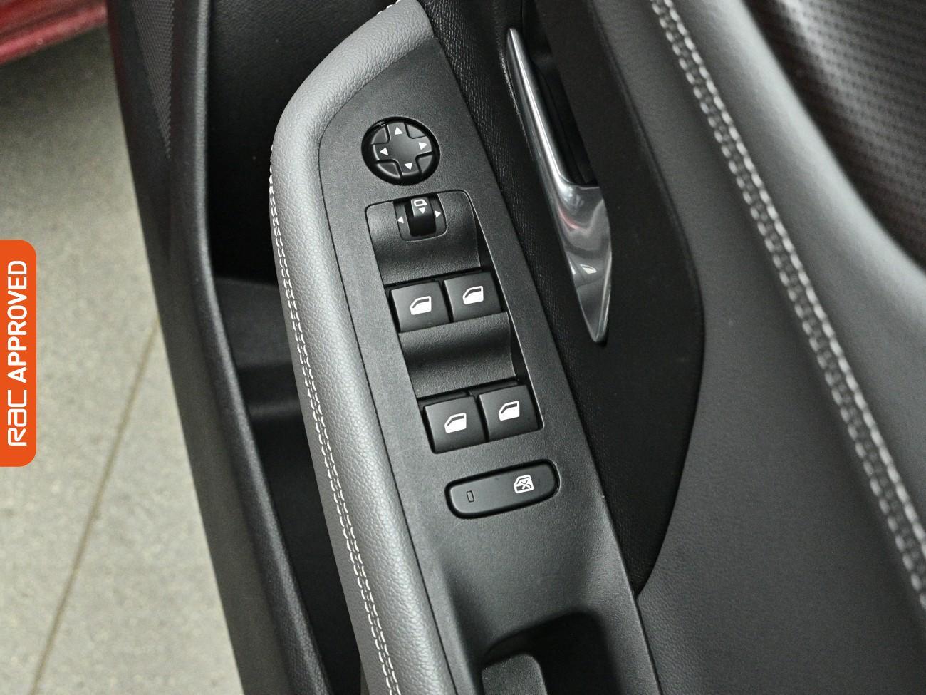 Vauxhall Mokka view 24