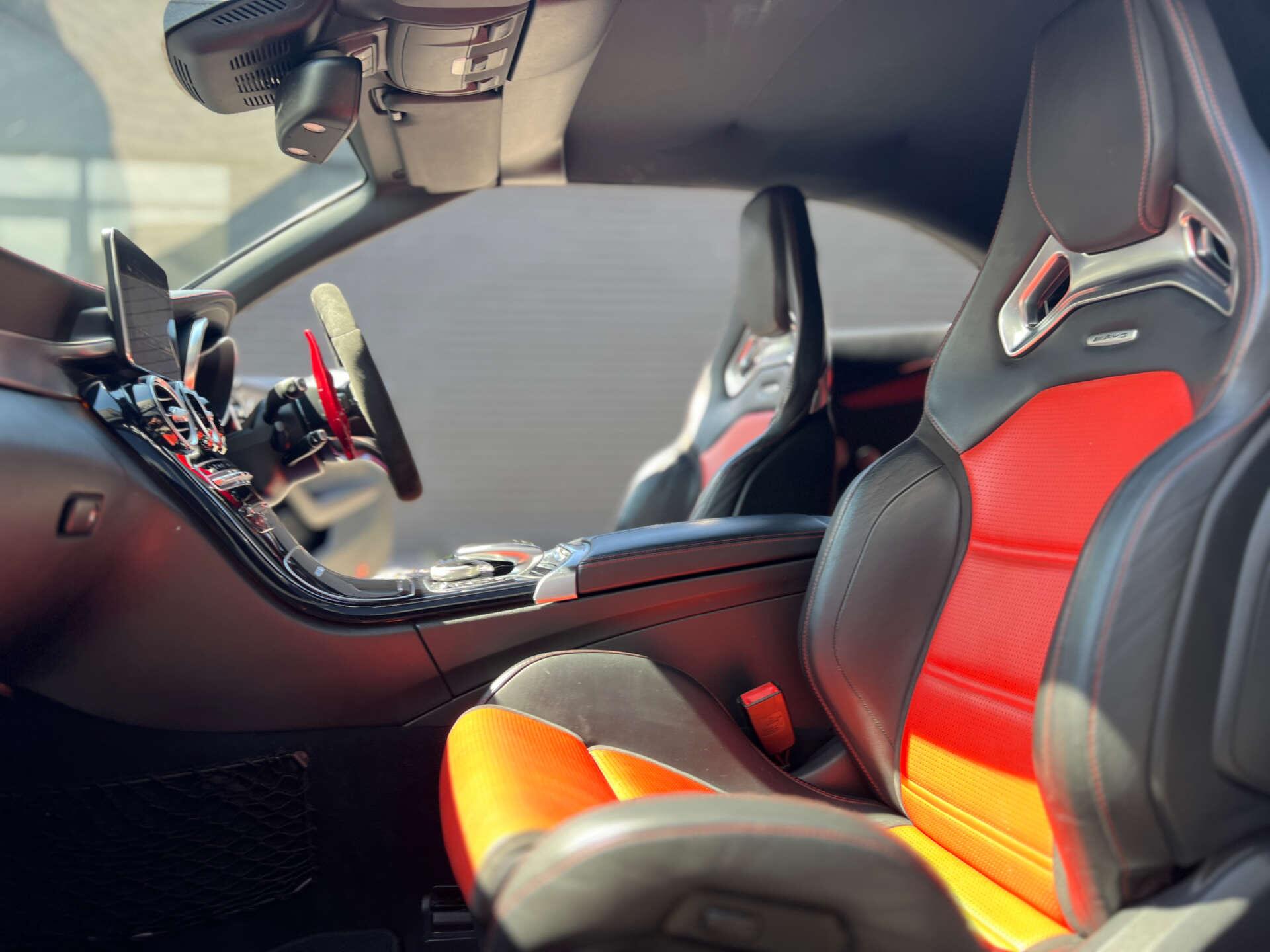 Mercedes-Benz C Class view 46