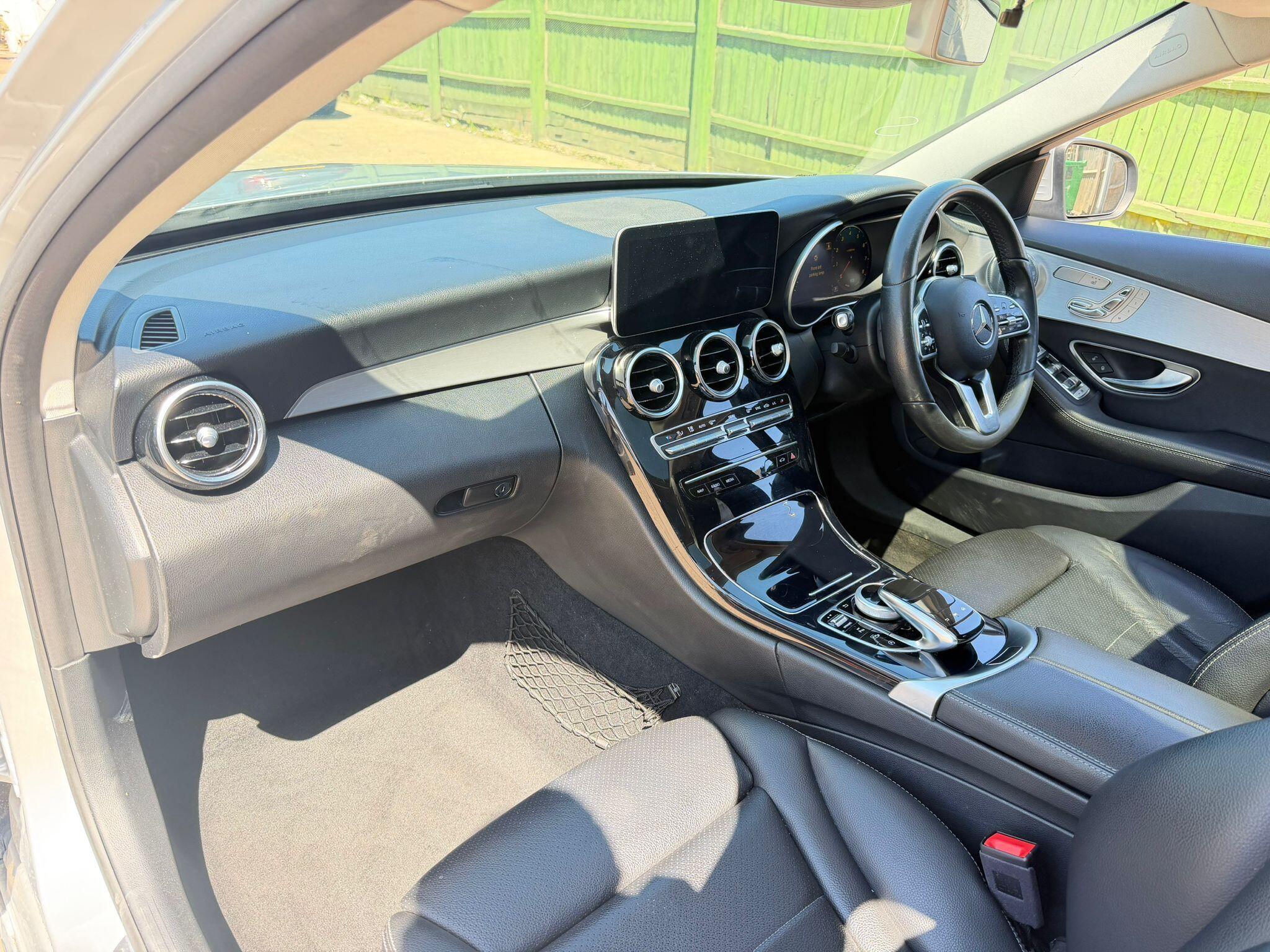Mercedes-Benz C-Class view 20