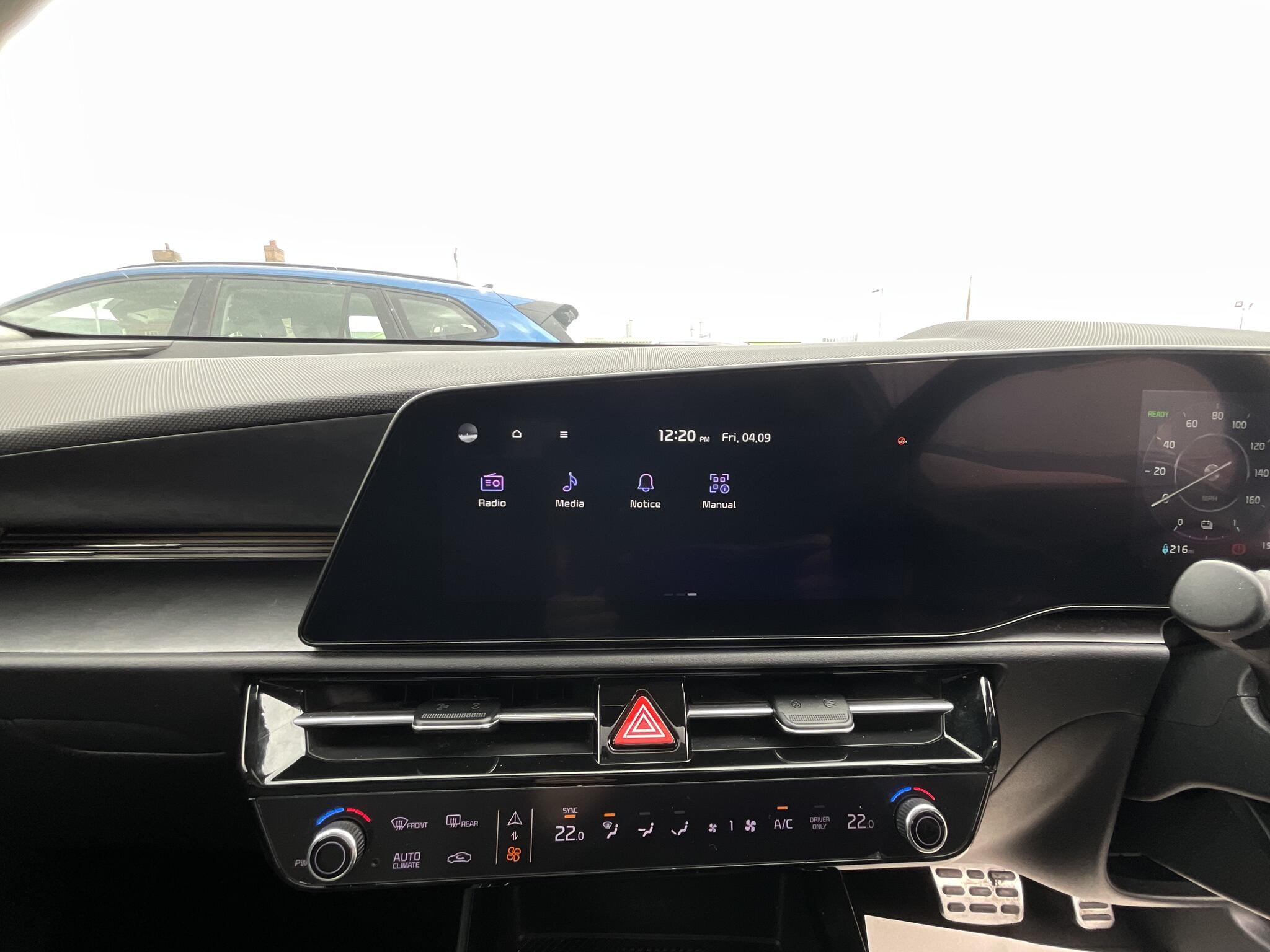 Kia Niro view 27